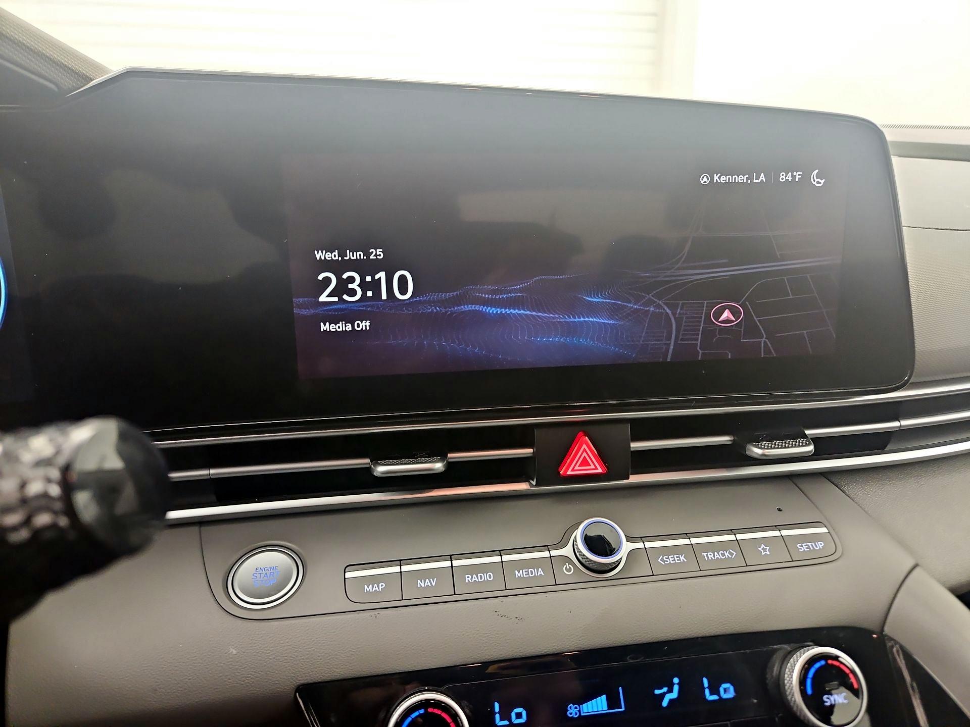 Thumbnail: 2023 Hyundai Elantra - 14