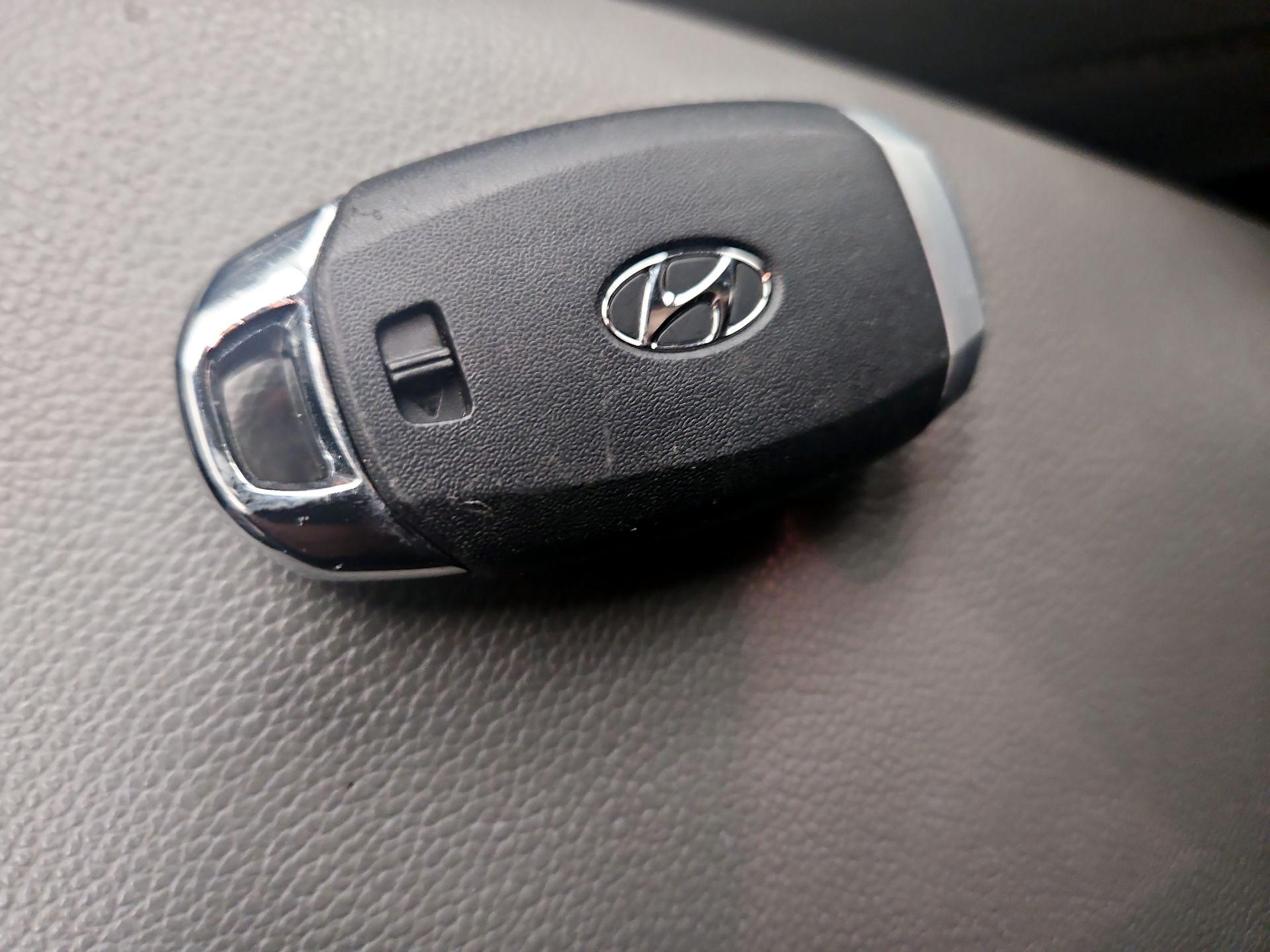 Thumbnail: 2023 Hyundai Elantra - 20