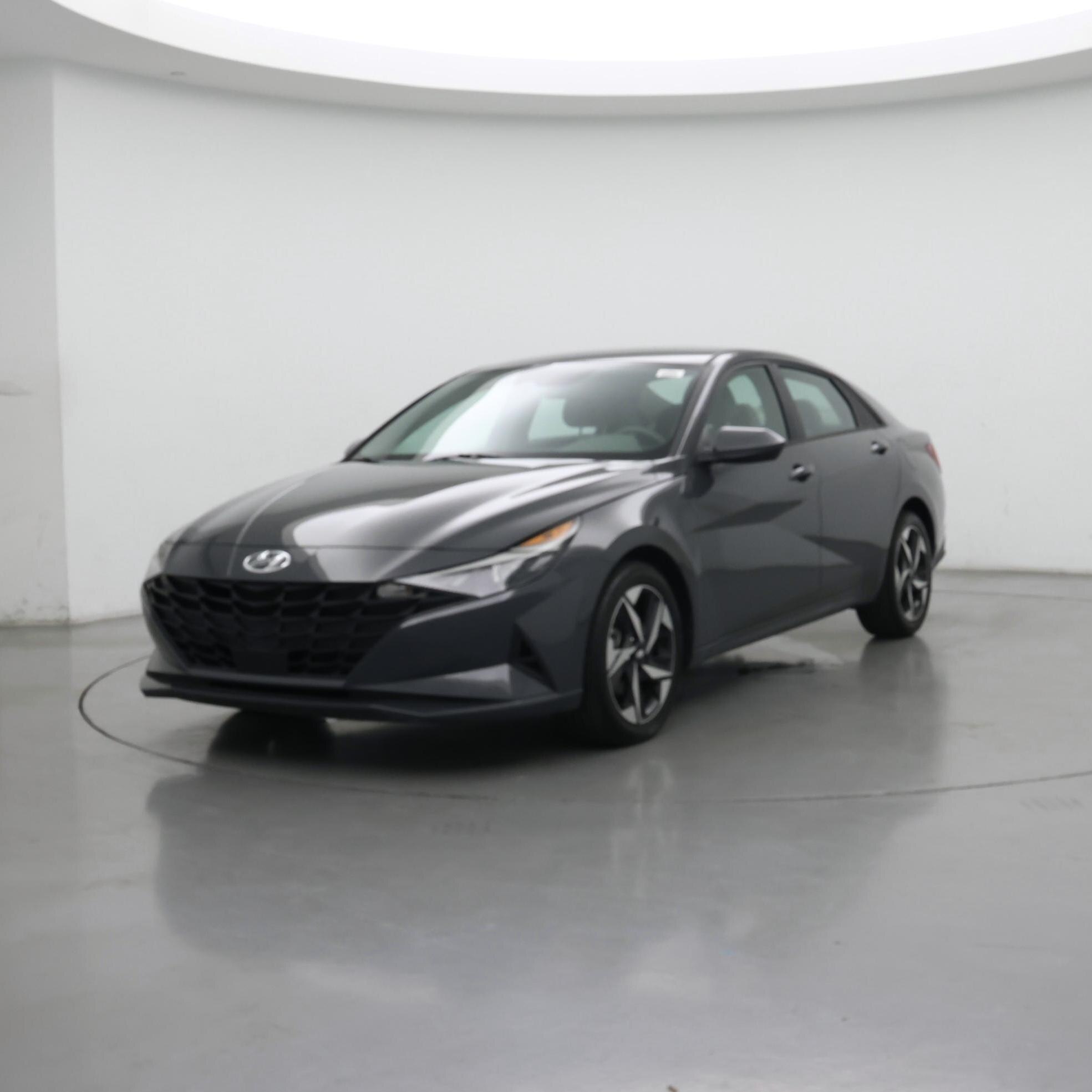 Thumbnail: 2023 Hyundai Elantra - 4
