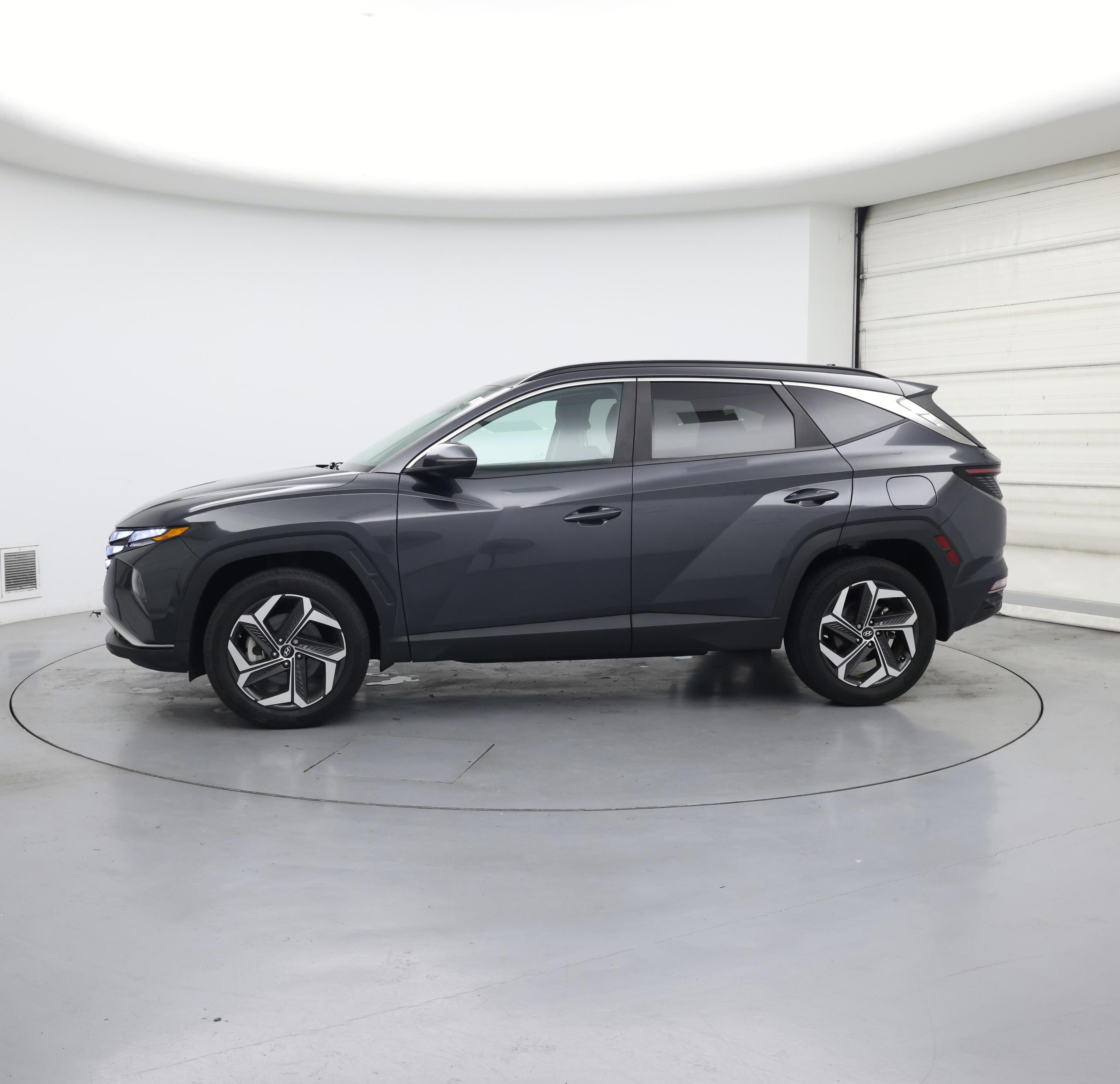 Thumbnail: 2022 Hyundai Tucson - 3