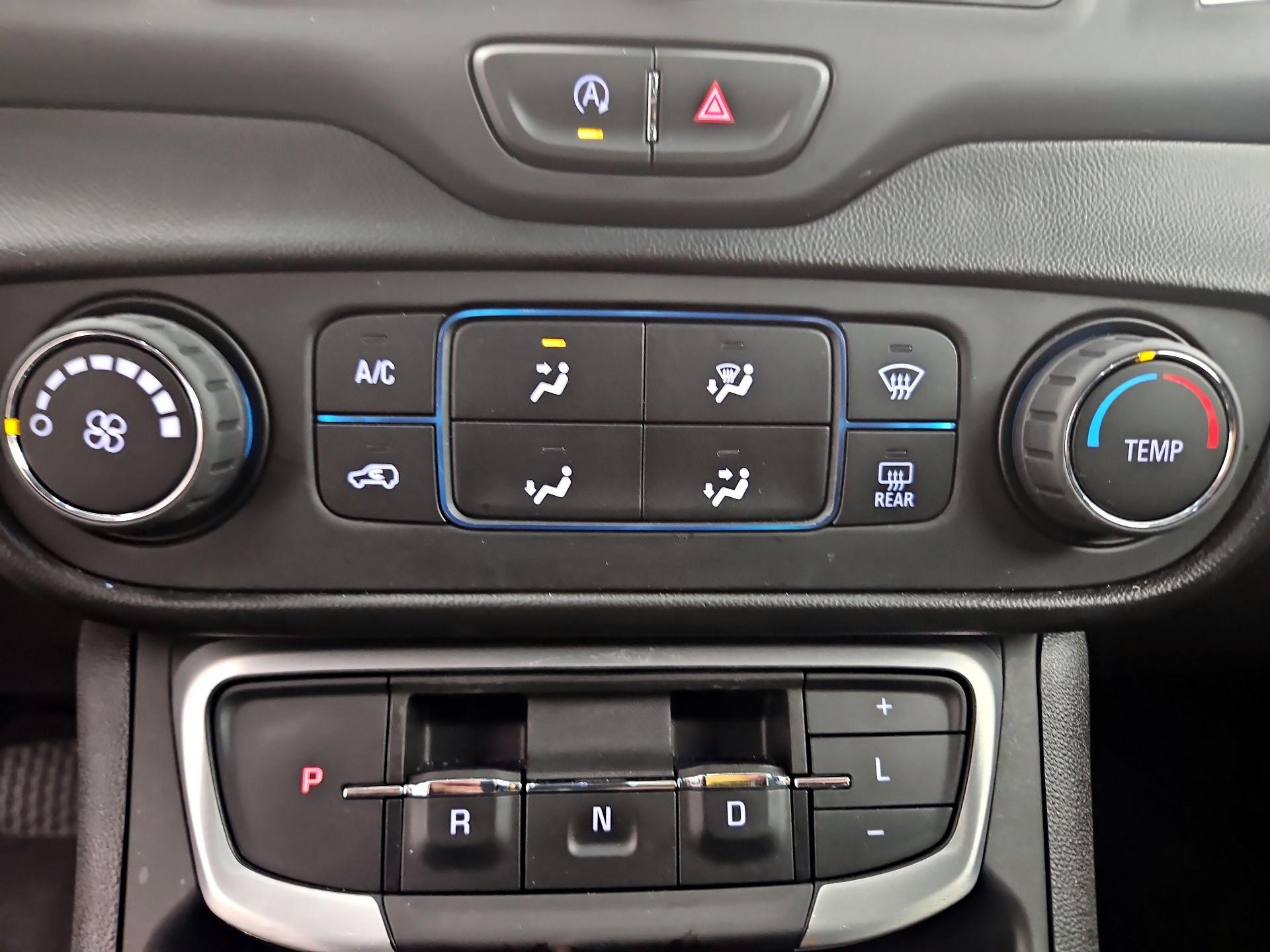 Thumbnail: 2022 GMC Terrain - 16