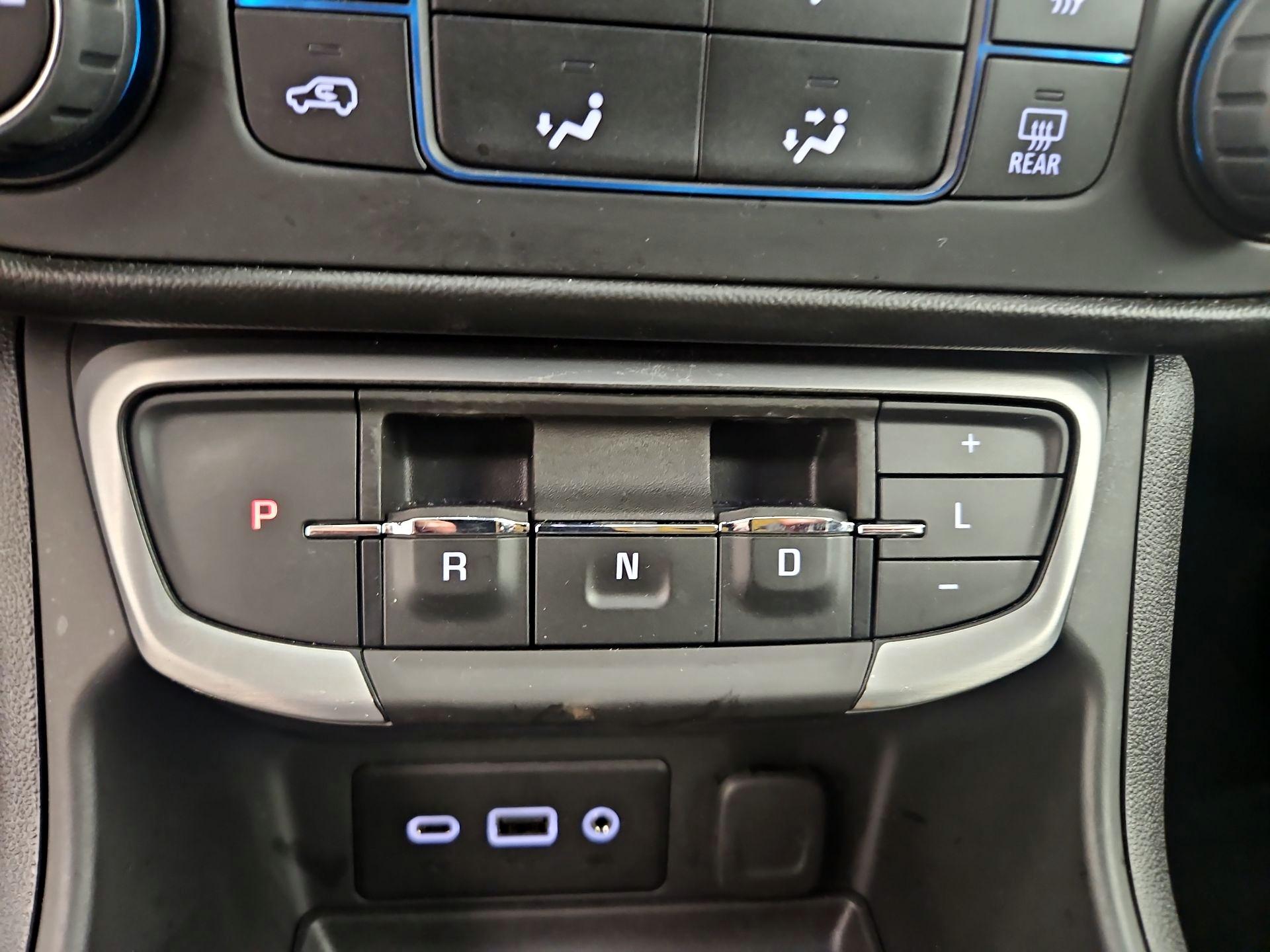 Thumbnail: 2022 GMC Terrain - 17