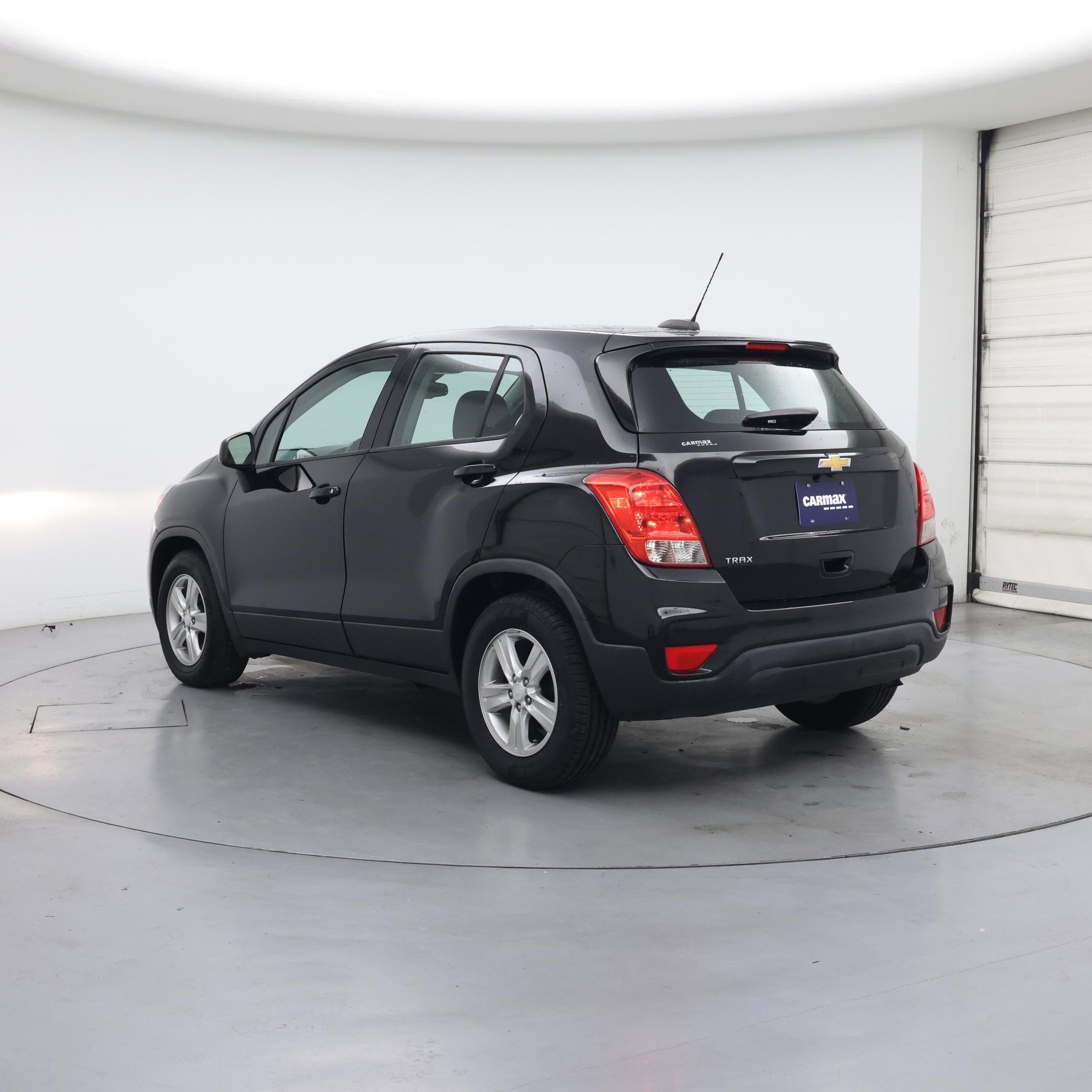 Thumbnail: 2020 Chevrolet Trax - 2