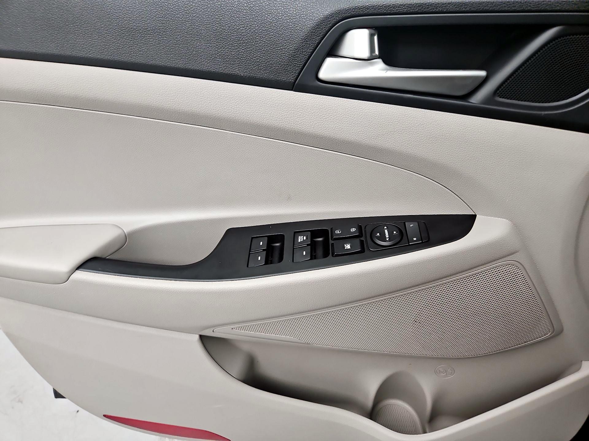 Thumbnail: 2021 Hyundai Tucson - 12