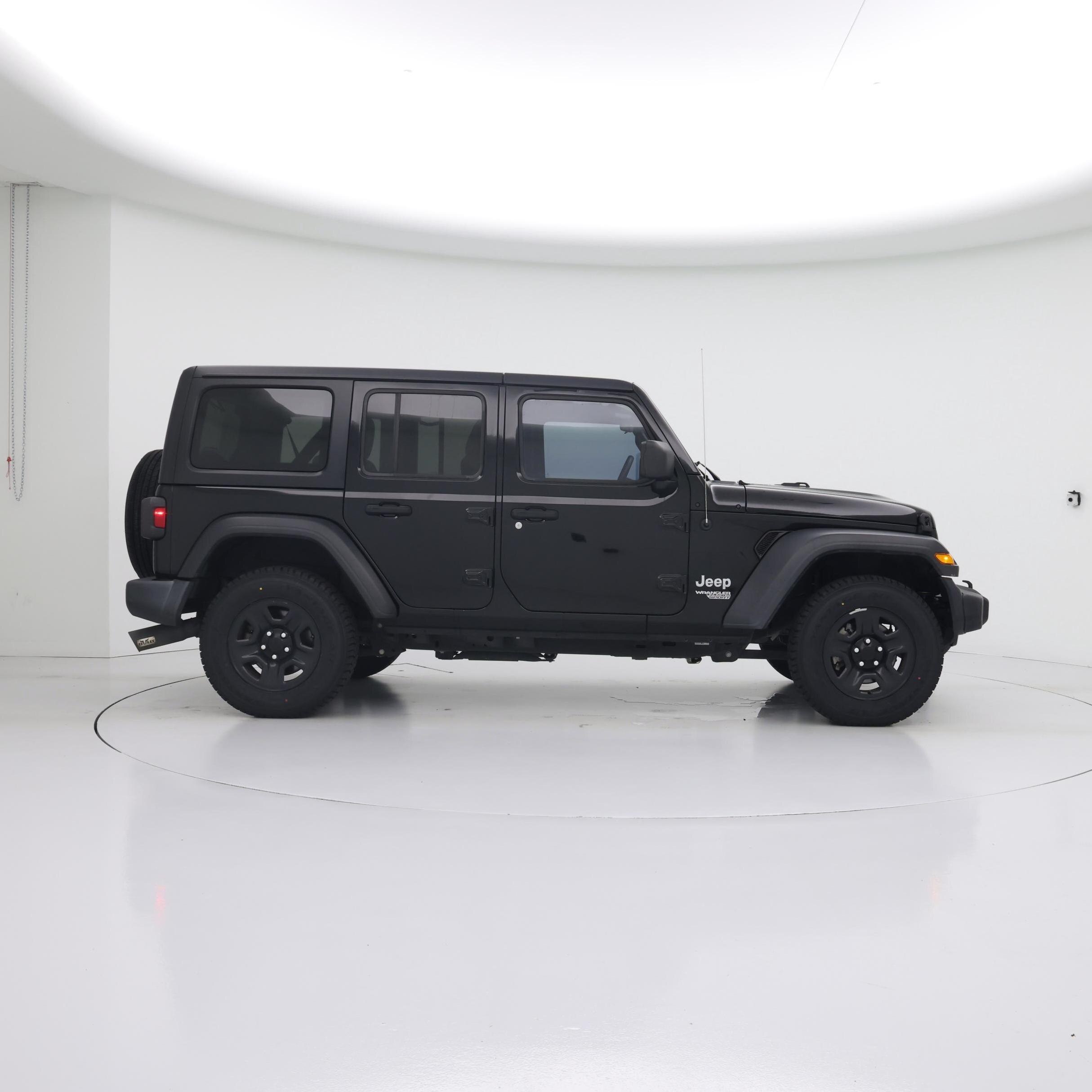 Thumbnail: 2021 Jeep Wrangler - 7