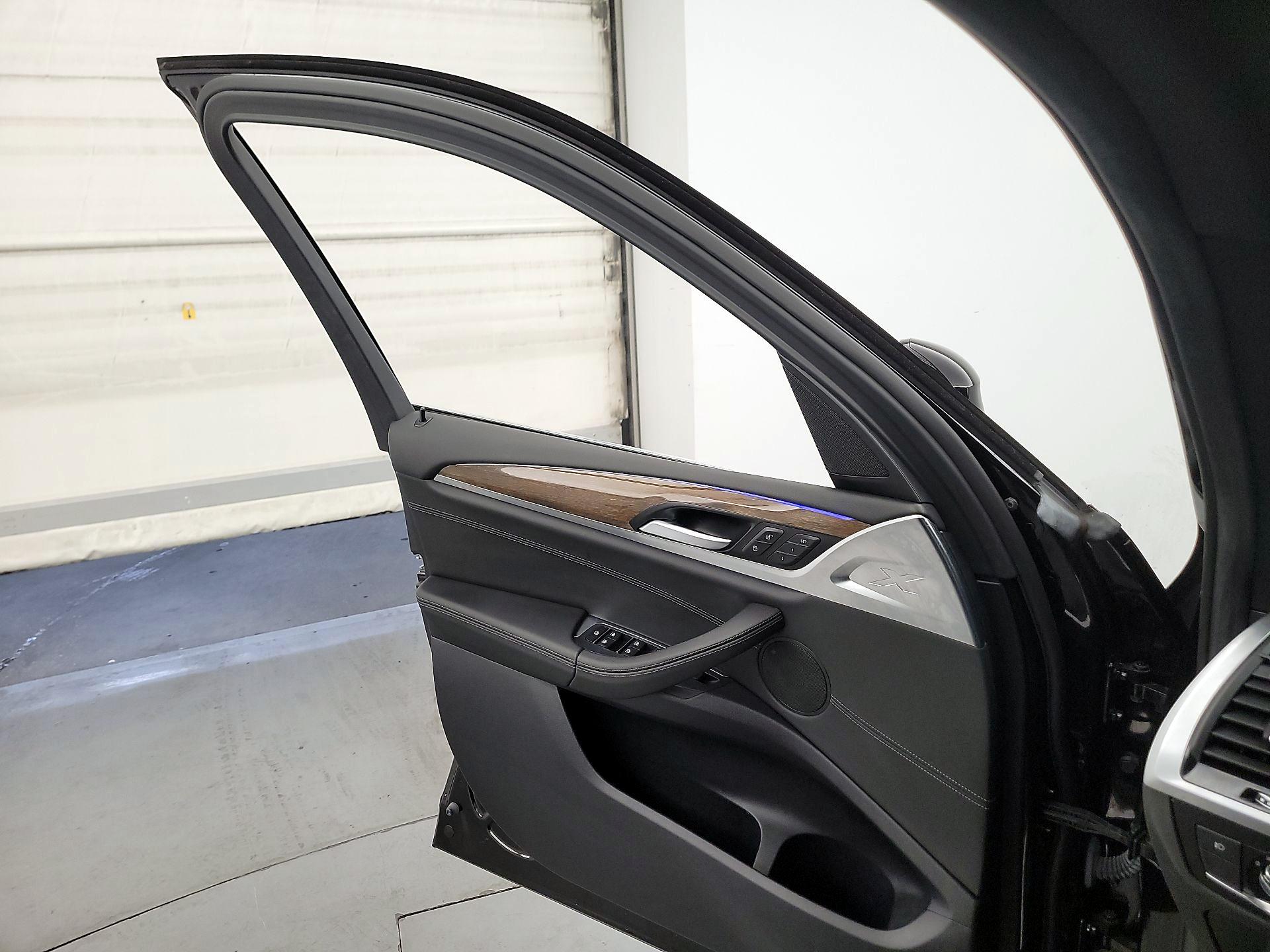 Thumbnail: 2019 BMW X3 - 12