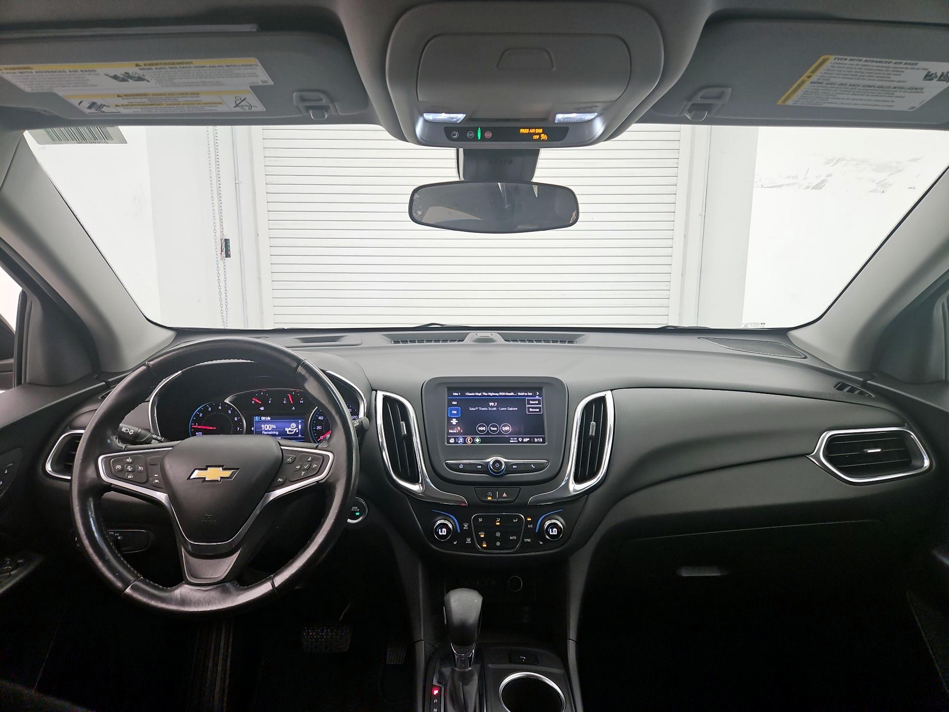 Thumbnail: 2022 Chevrolet Equinox - 9
