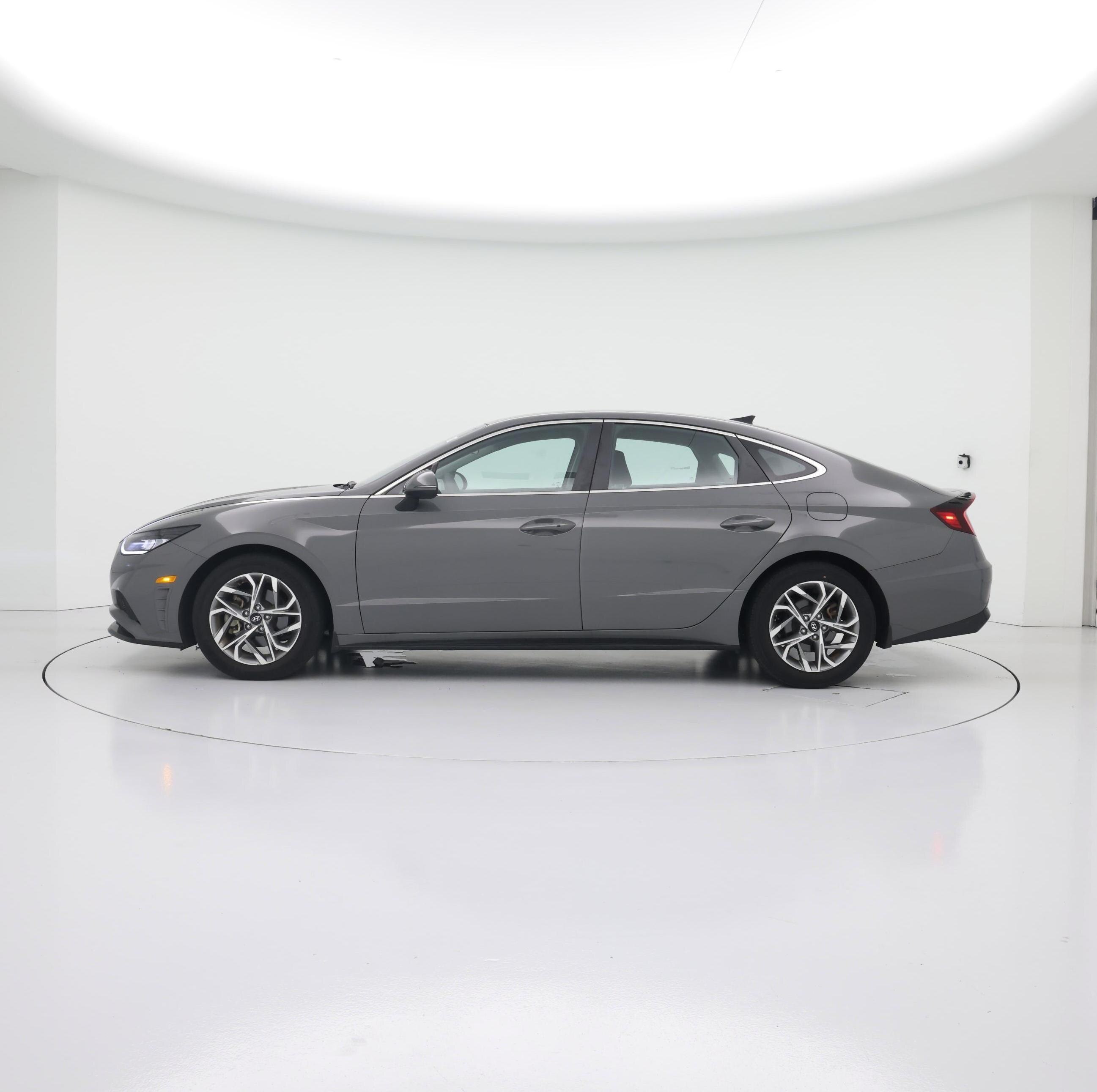 Thumbnail: 2022 Hyundai Sonata - 3