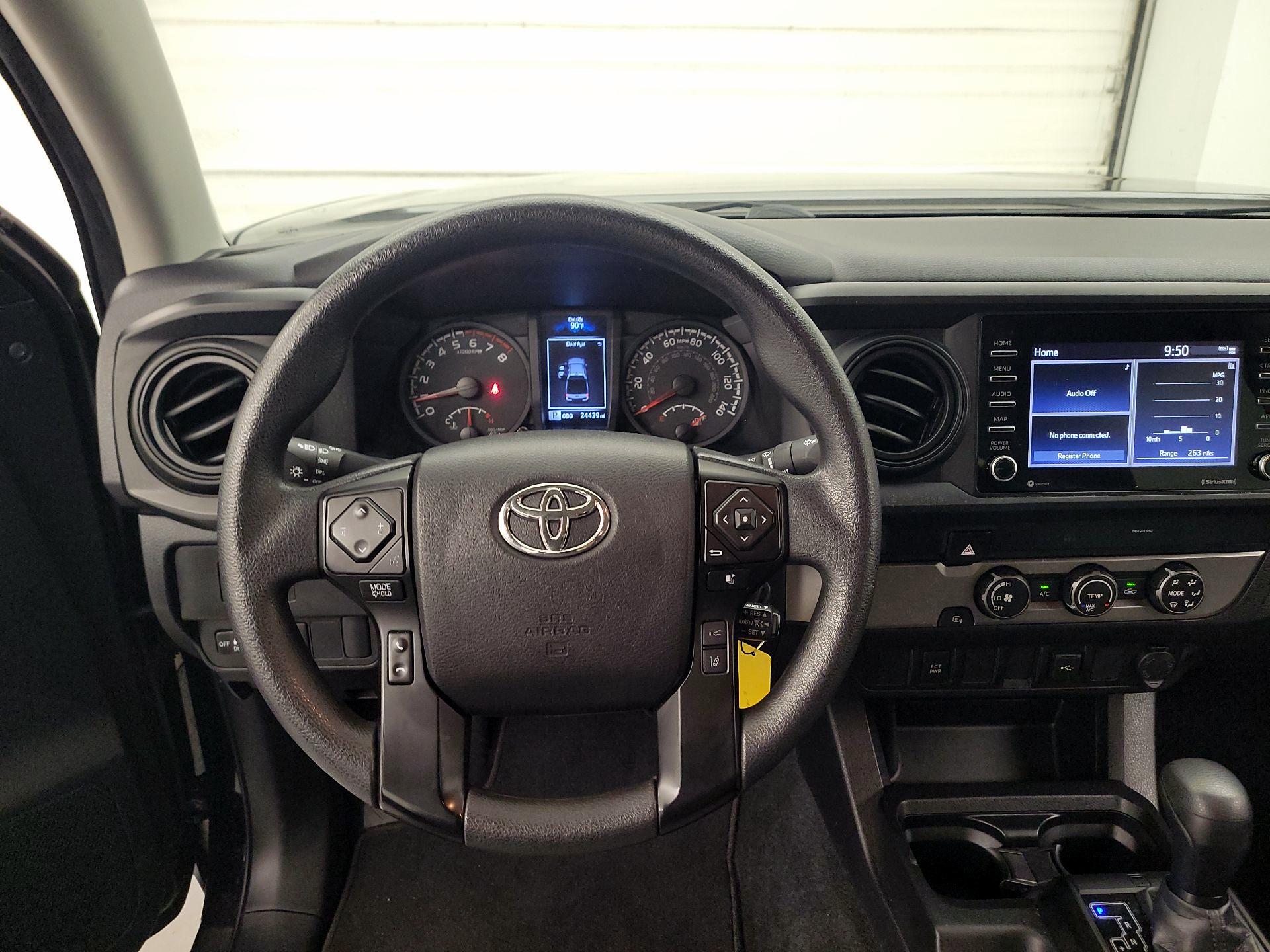 Thumbnail: 2022 Toyota Tacoma - 10