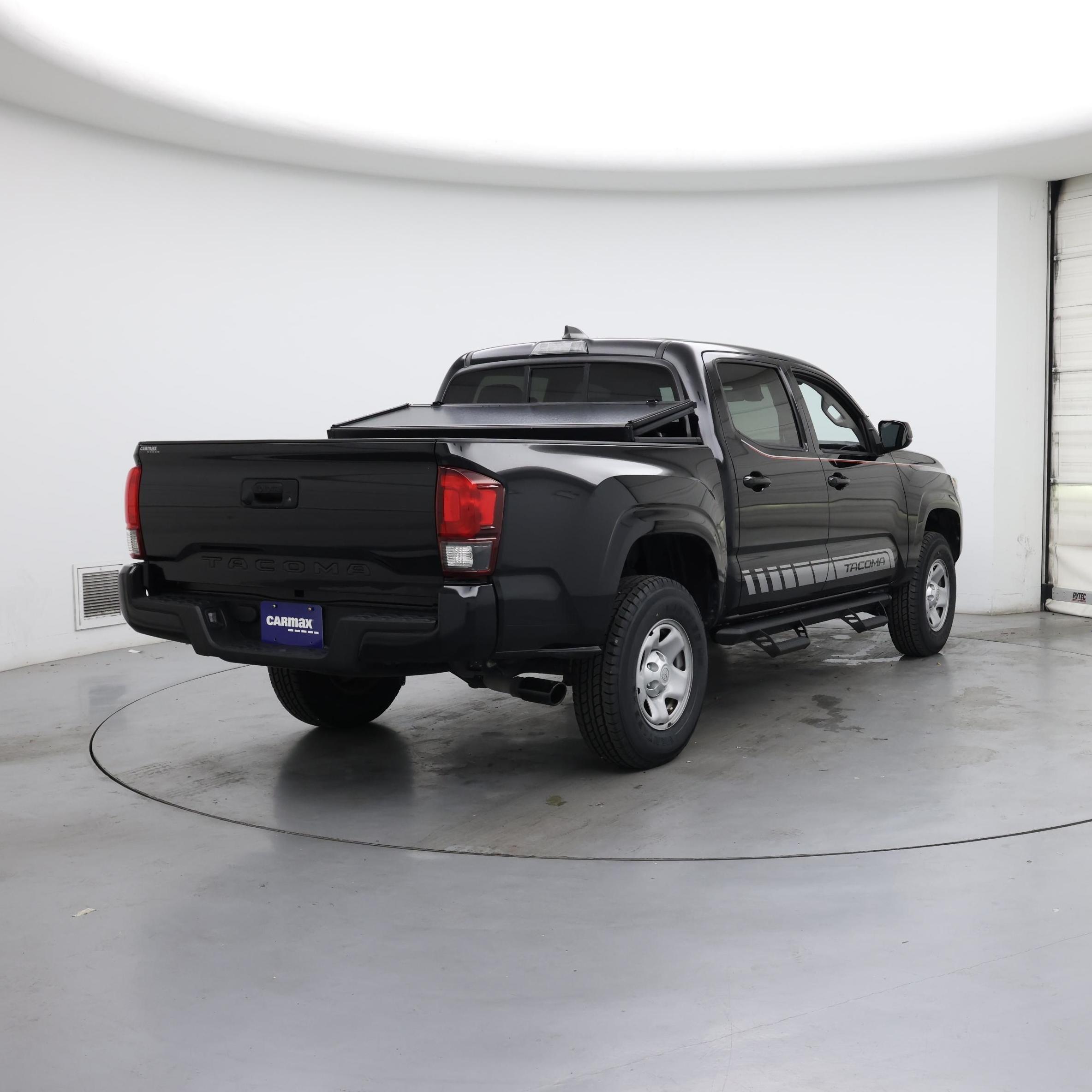 Thumbnail: 2022 Toyota Tacoma - 8