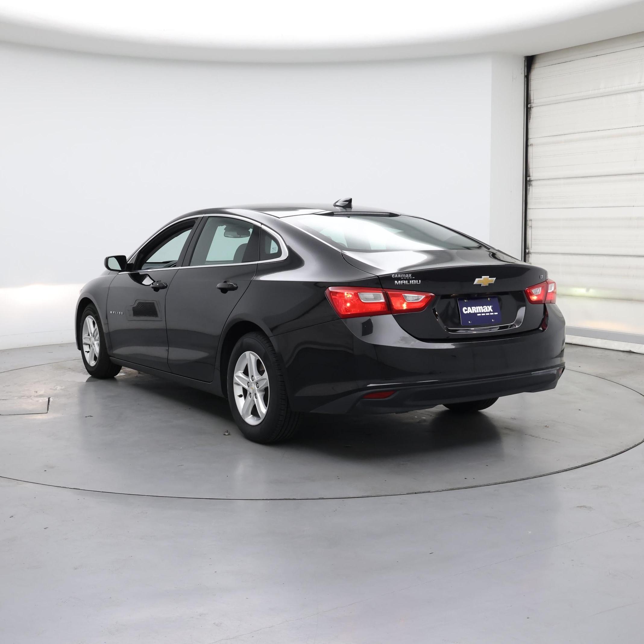 Thumbnail: 2023 Chevrolet Malibu - 2