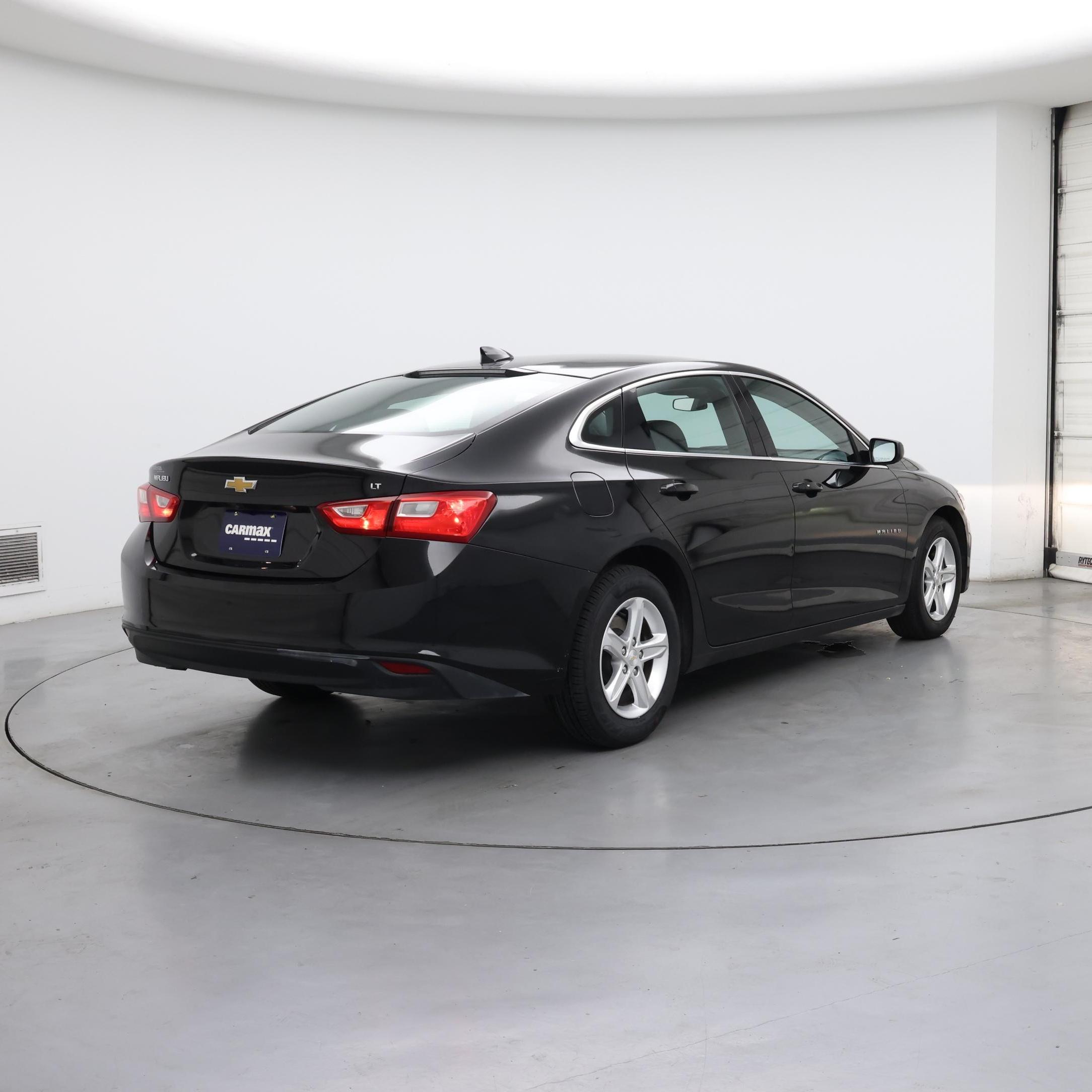 Thumbnail: 2023 Chevrolet Malibu - 8