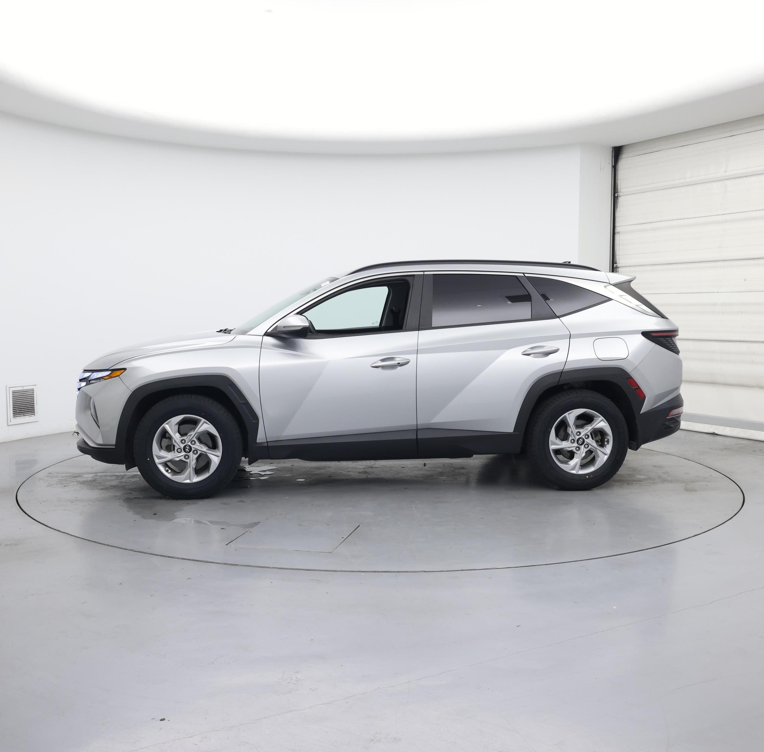 Thumbnail: 2022 Hyundai Tucson - 3