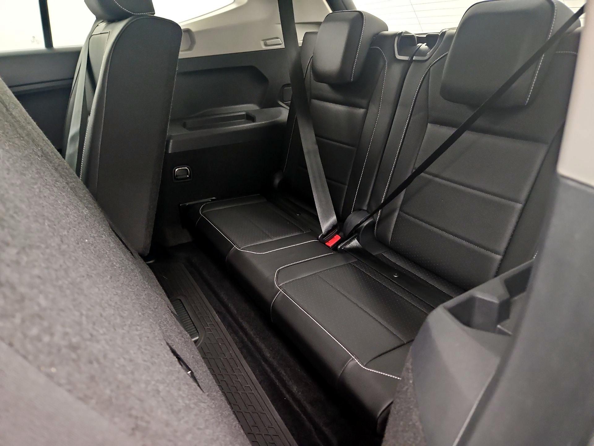 Thumbnail: 2021 Volkswagen Tiguan - 20