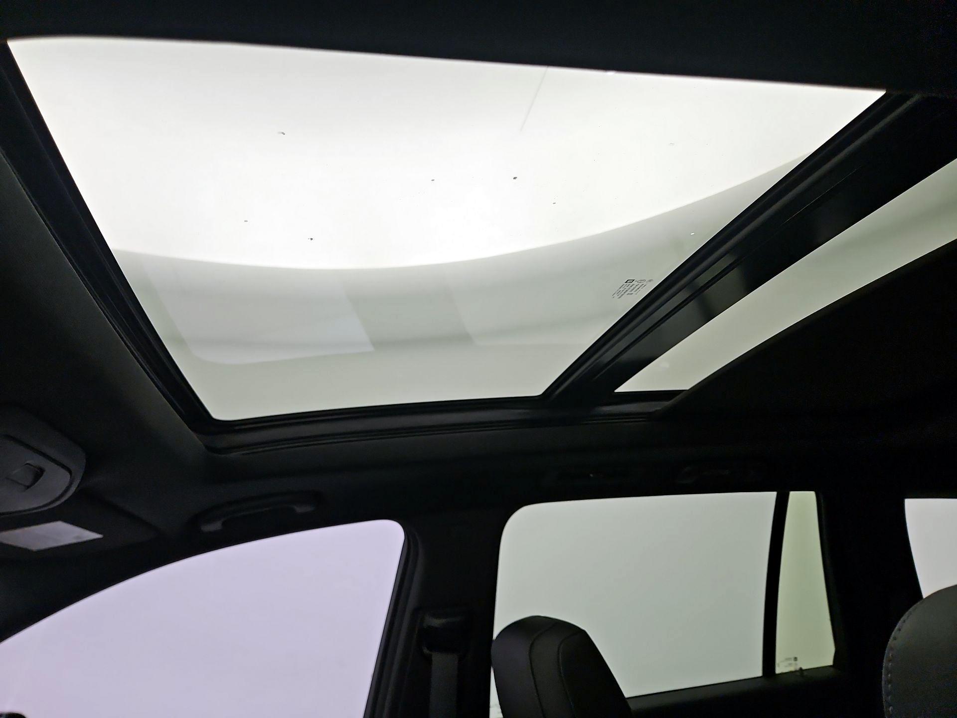 Thumbnail: 2021 Cadillac XT6 - 19