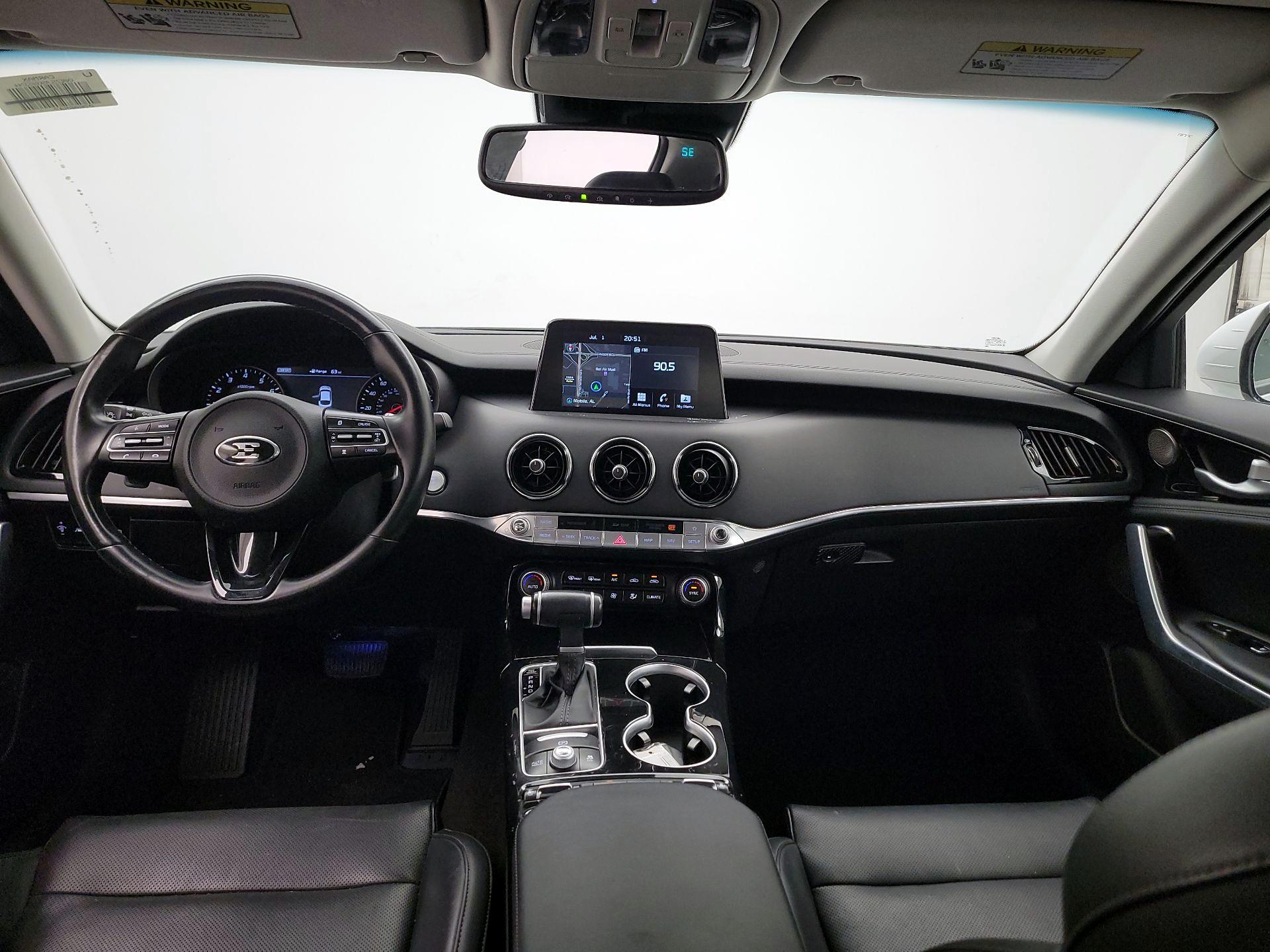Thumbnail: 2019 Kia Stinger - 9