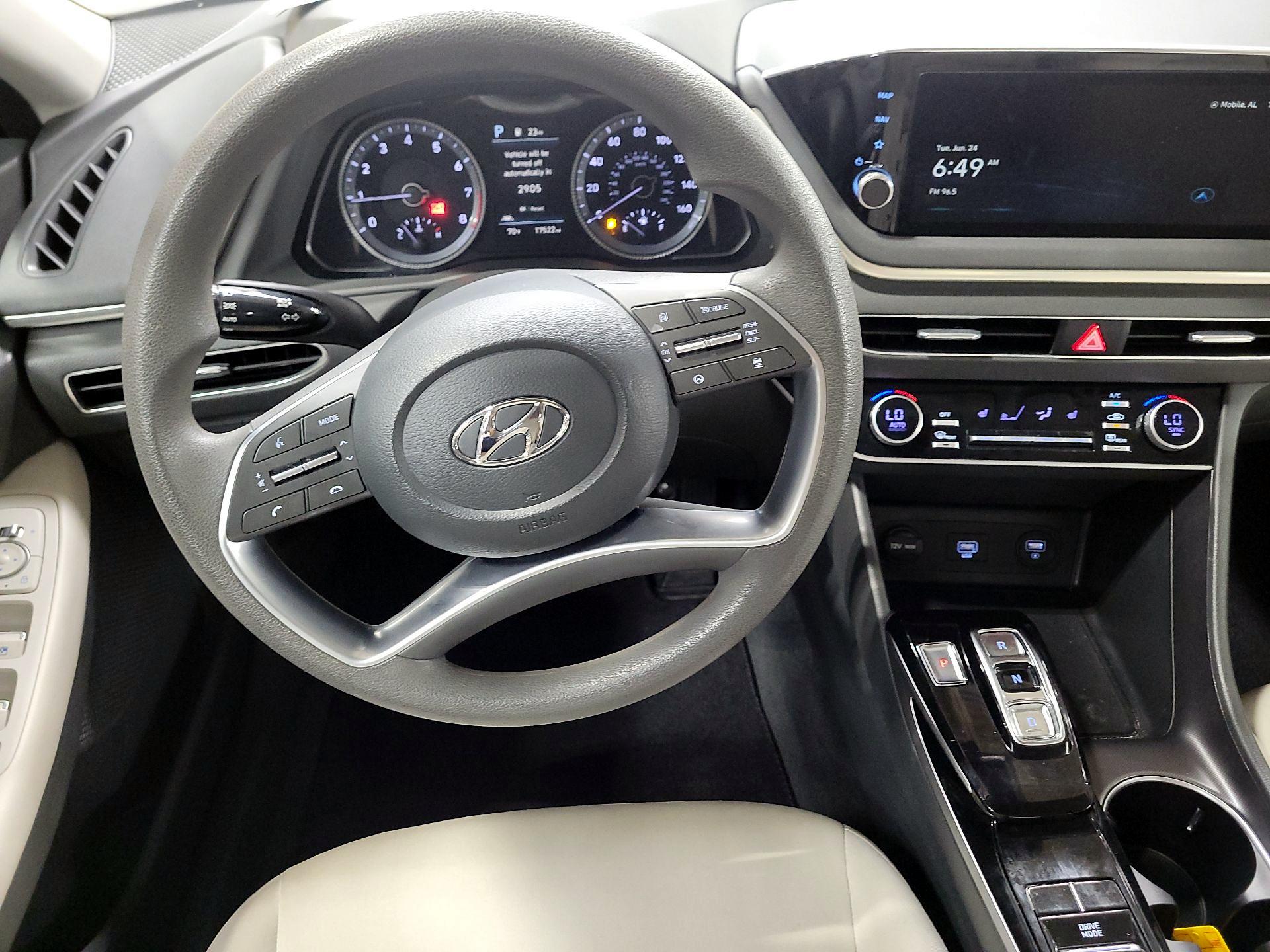 Thumbnail: 2023 Hyundai Sonata - 10