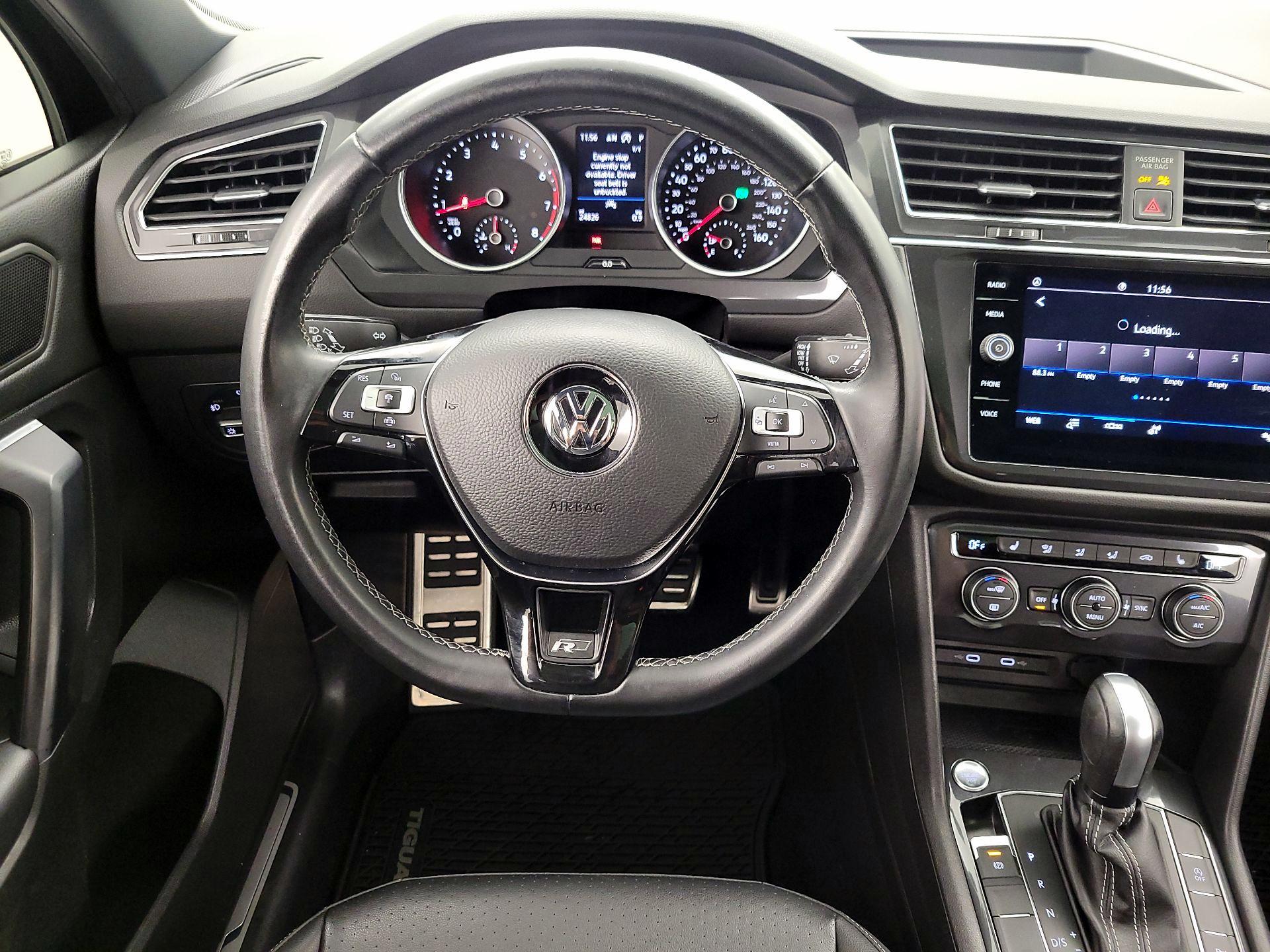 Thumbnail: 2021 Volkswagen Tiguan - 10