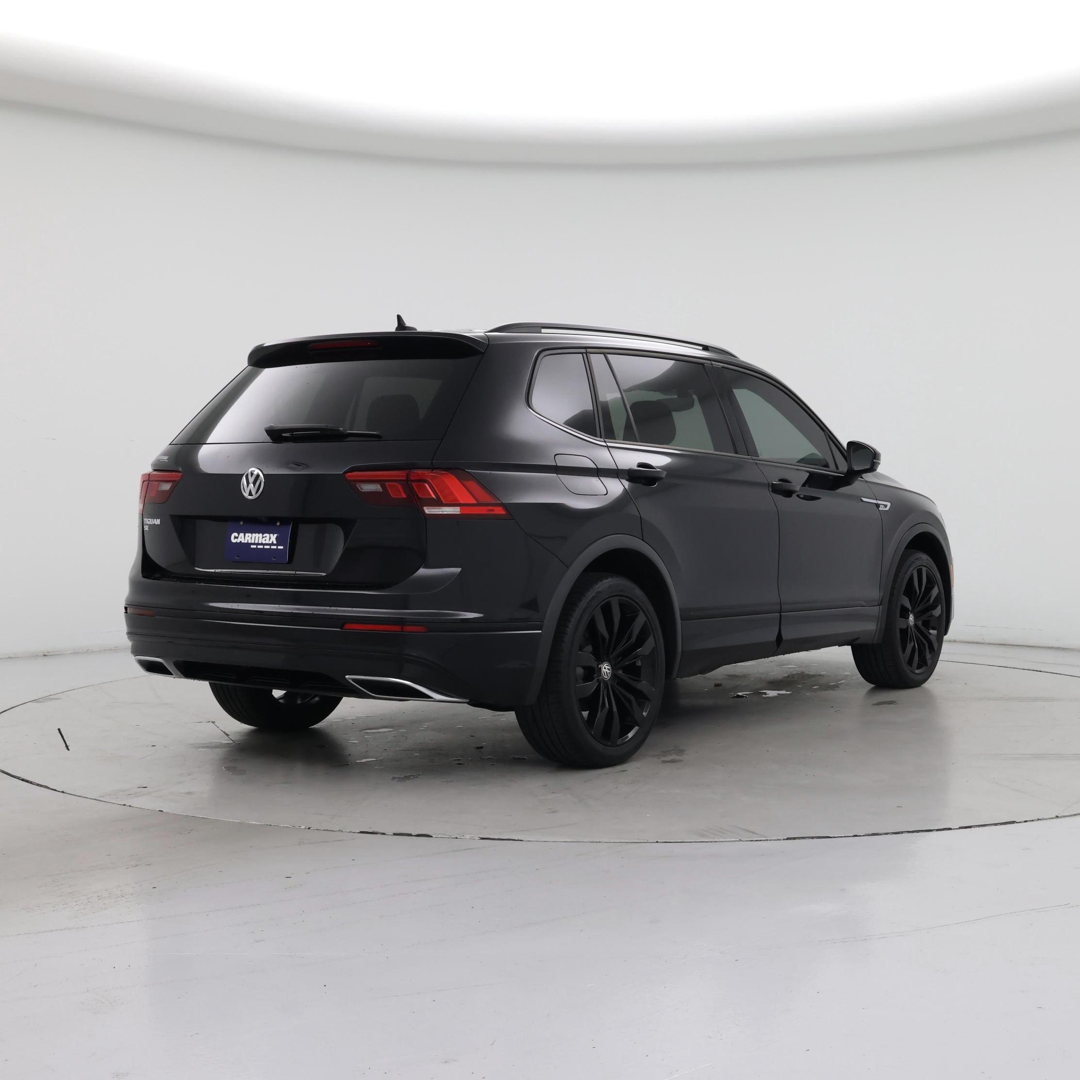 Thumbnail: 2021 Volkswagen Tiguan - 8
