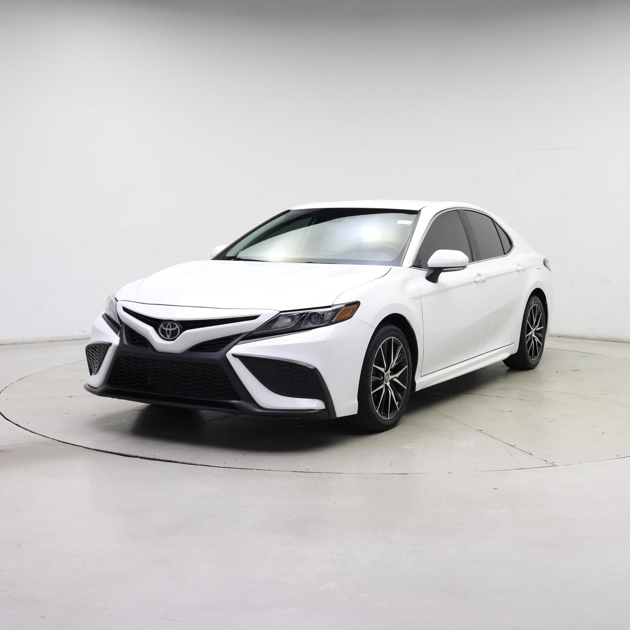 Thumbnail: 2024 Toyota Camry - 4
