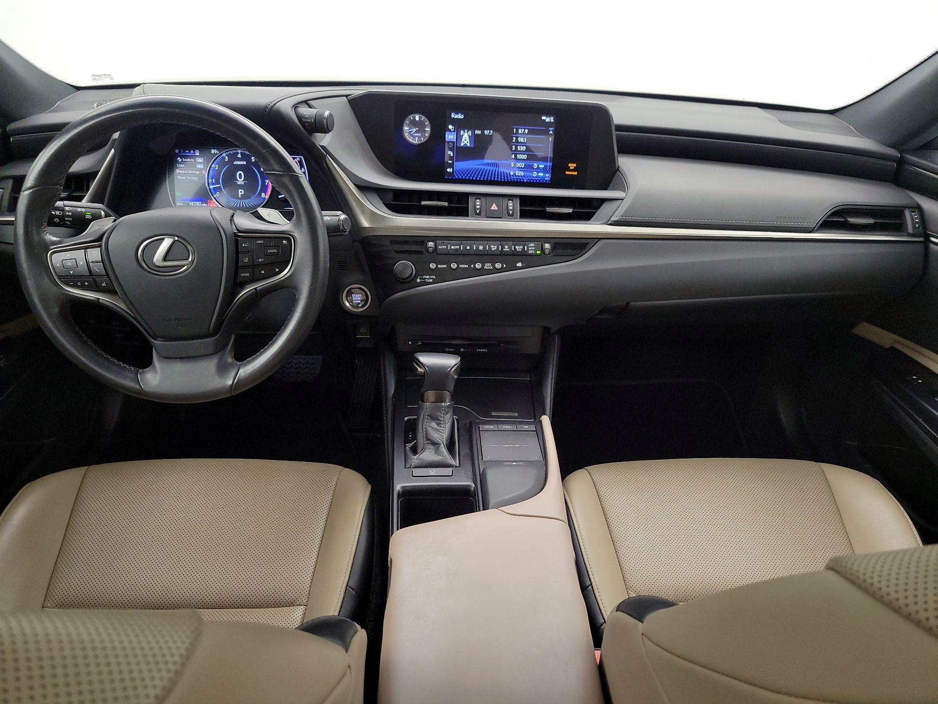 Thumbnail: 2020 Lexus ES - 9