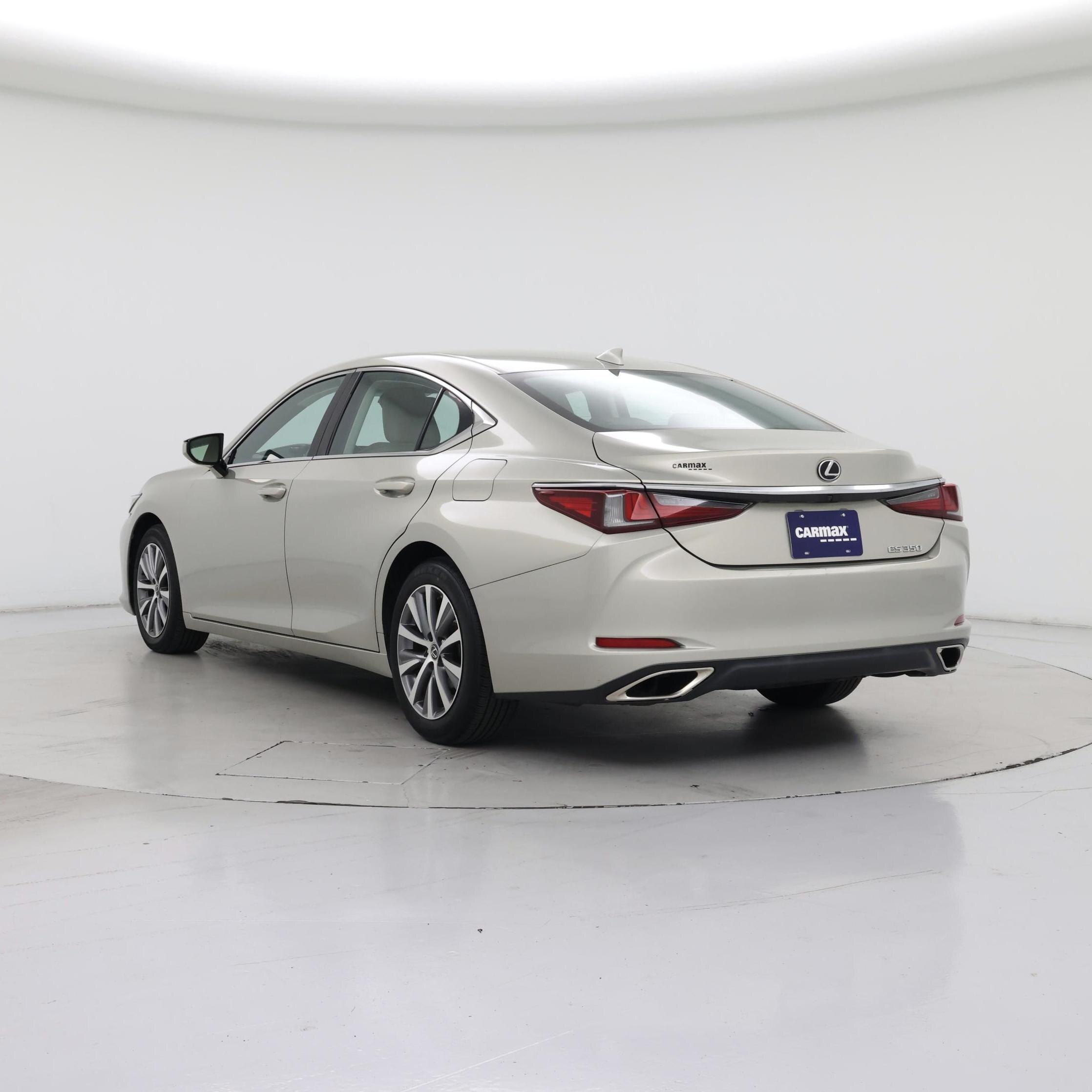 Thumbnail: 2020 Lexus ES - 2