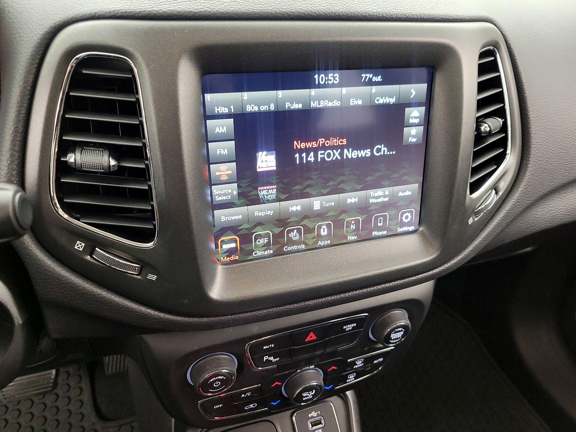 Thumbnail: 2020 Jeep Compass - 16