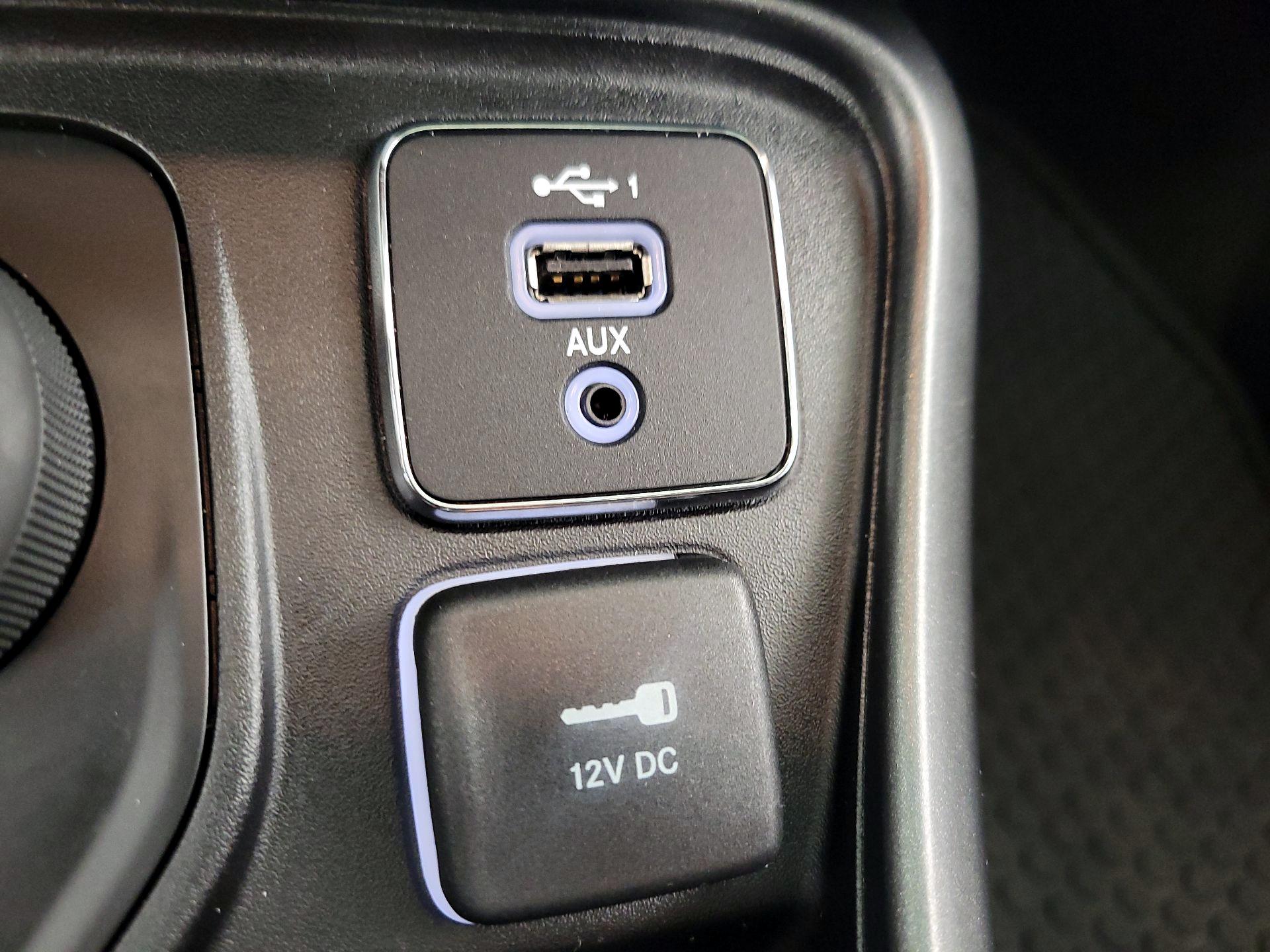 Thumbnail: 2020 Jeep Compass - 19