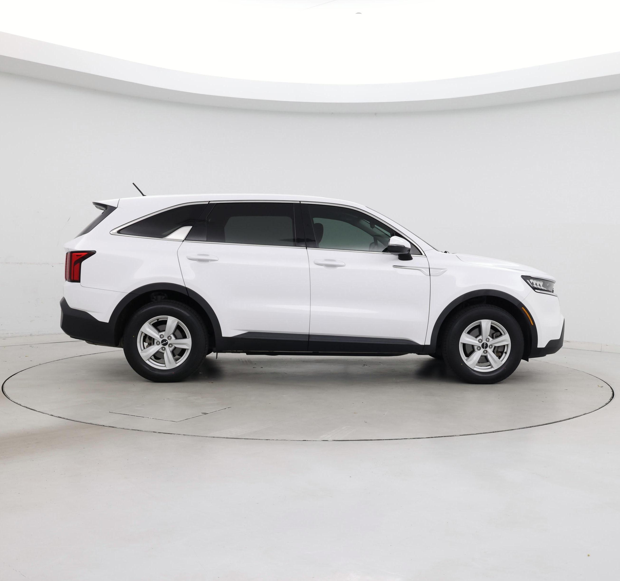 Thumbnail: 2022 Kia Sorento - 7