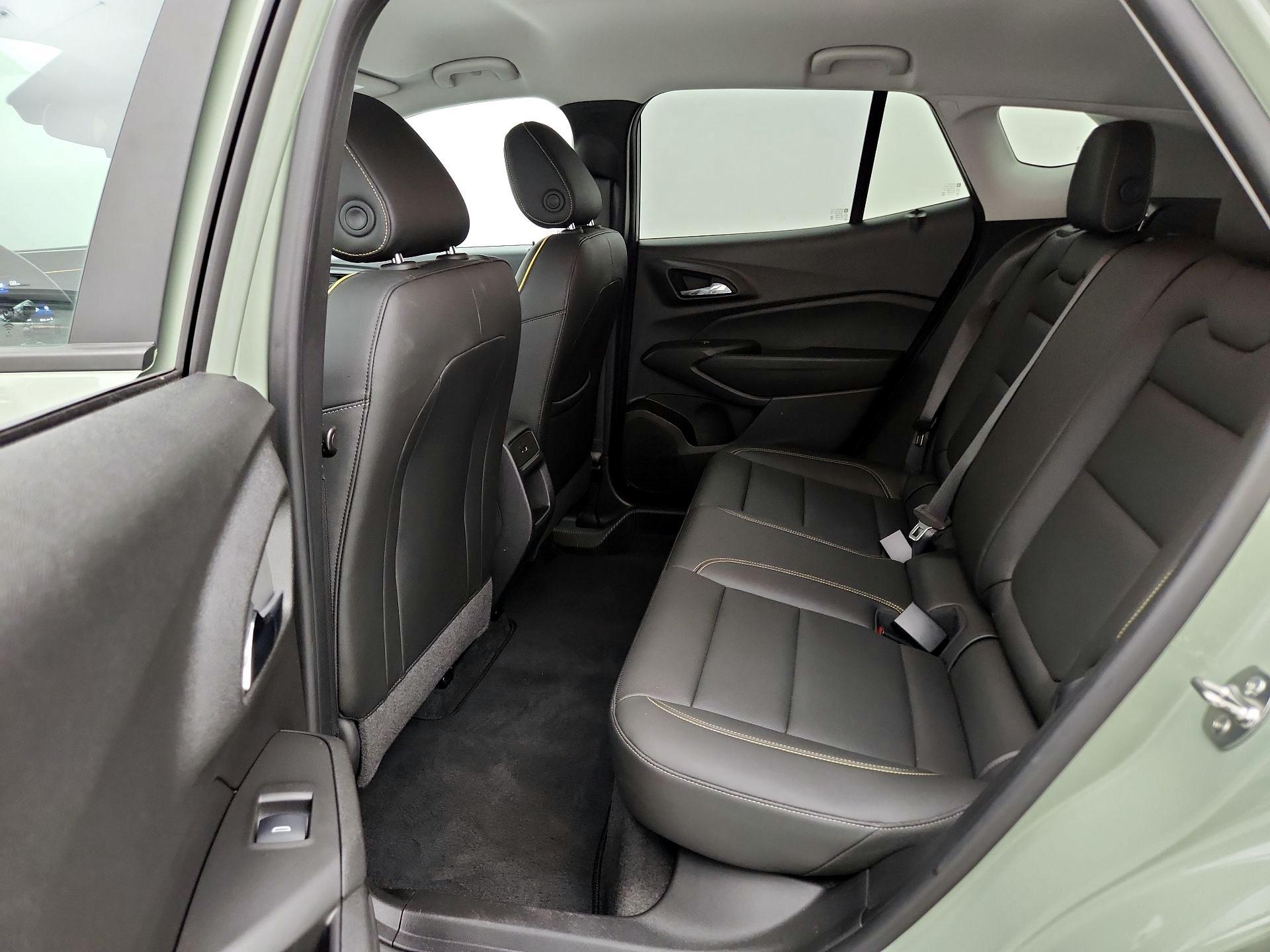 Thumbnail: 2025 Chevrolet Trax - 19