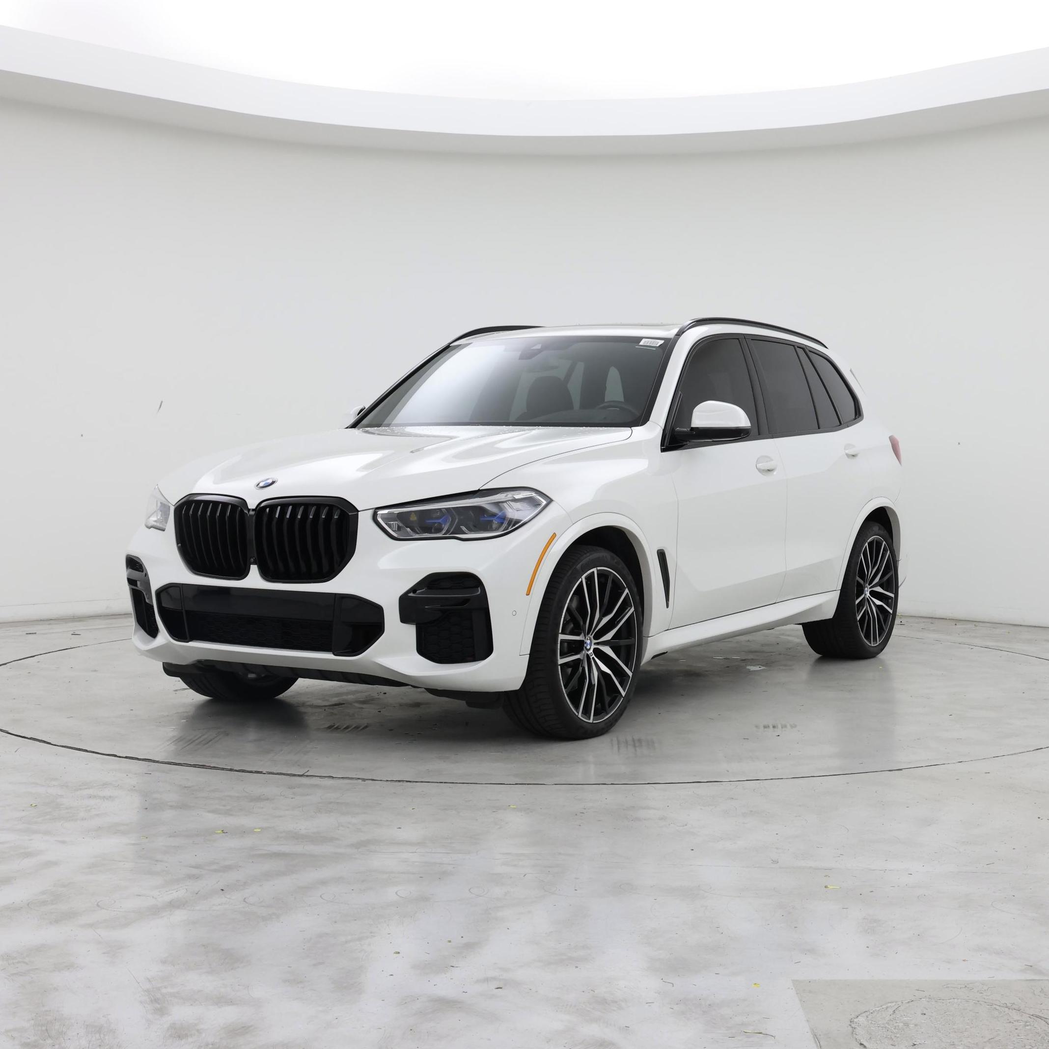 Thumbnail: 2023 BMW X5 - 4