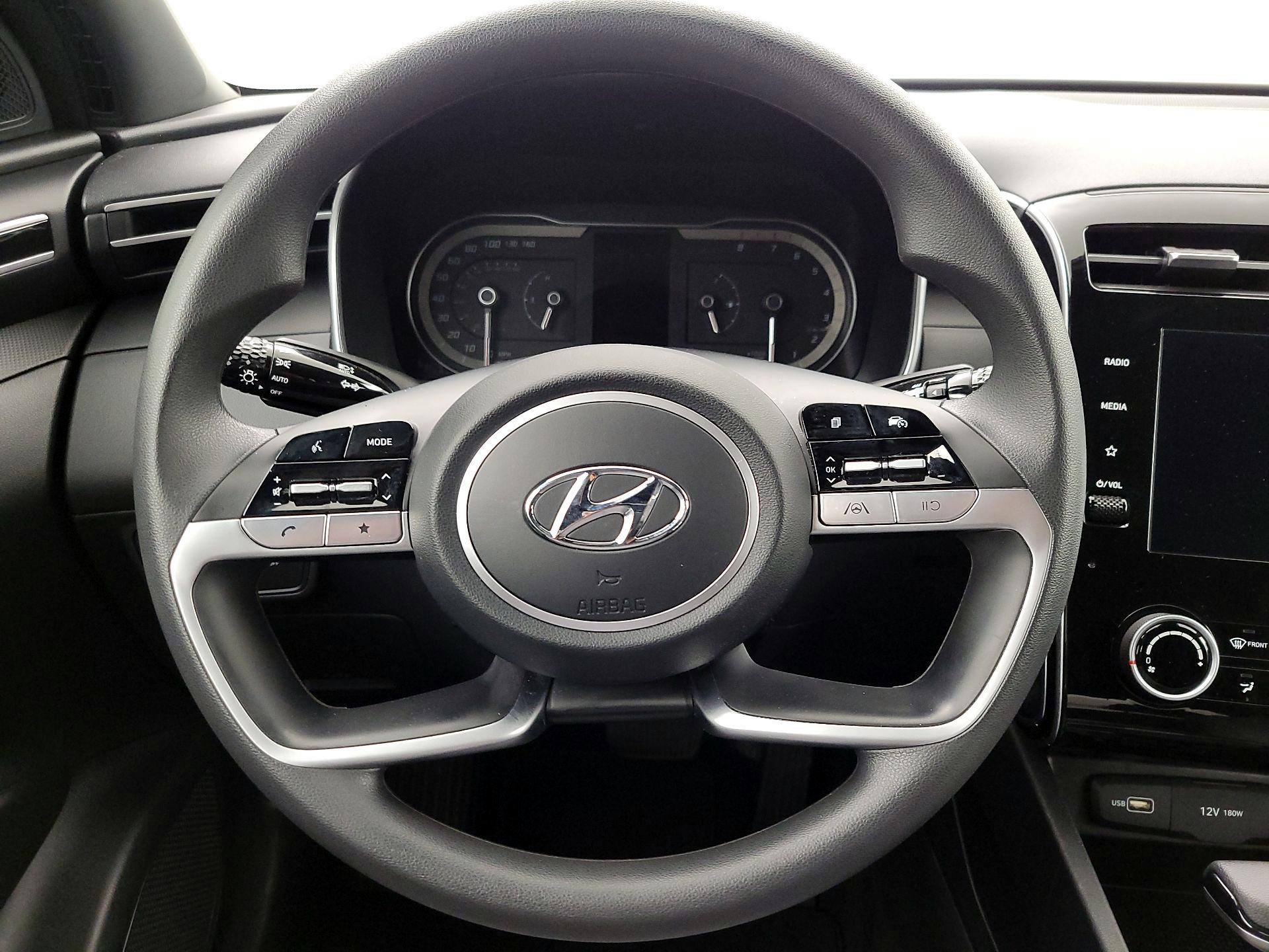 Thumbnail: 2023 Hyundai Santa Cruz - 10