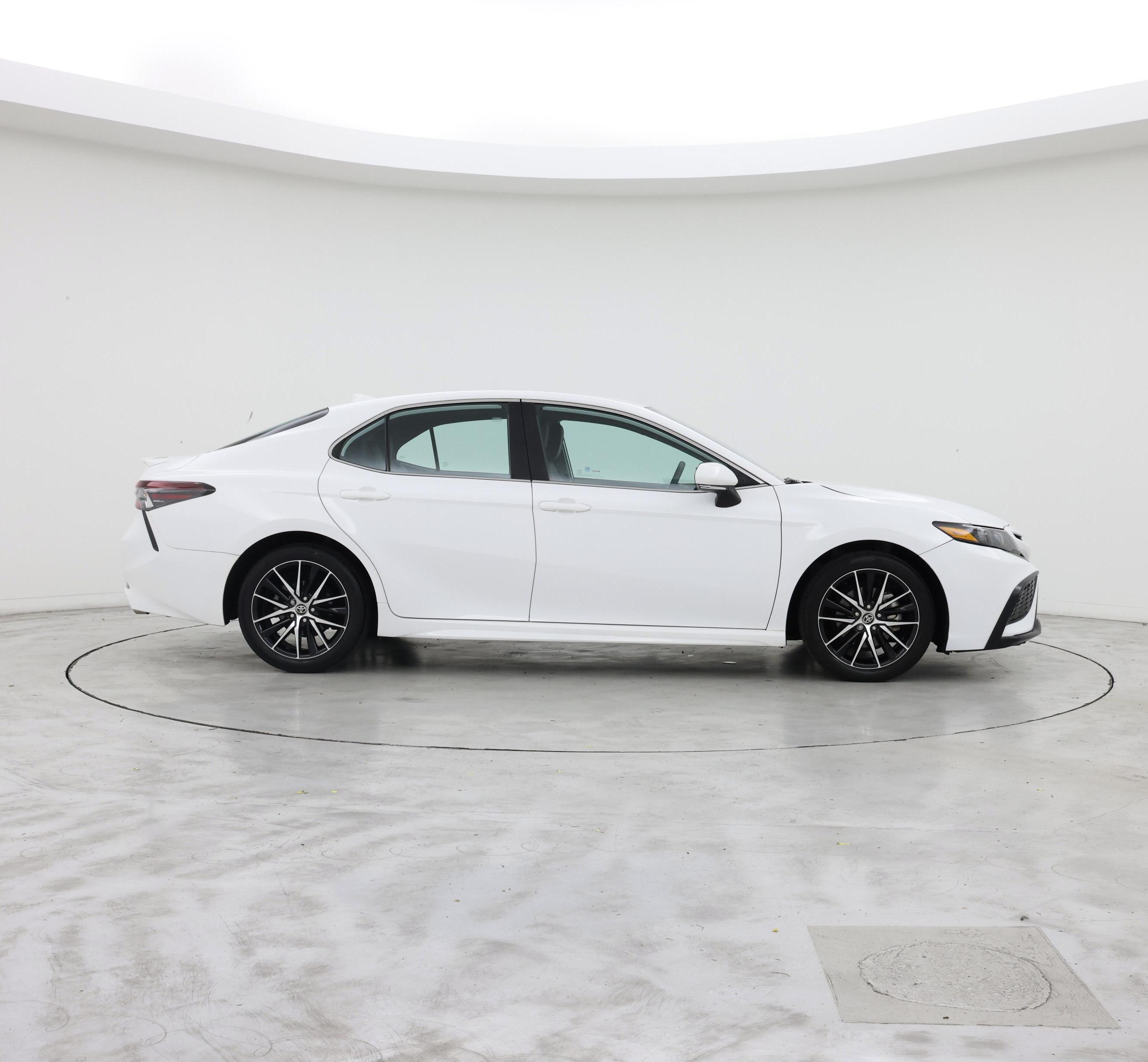 Thumbnail: 2023 Toyota Camry - 7