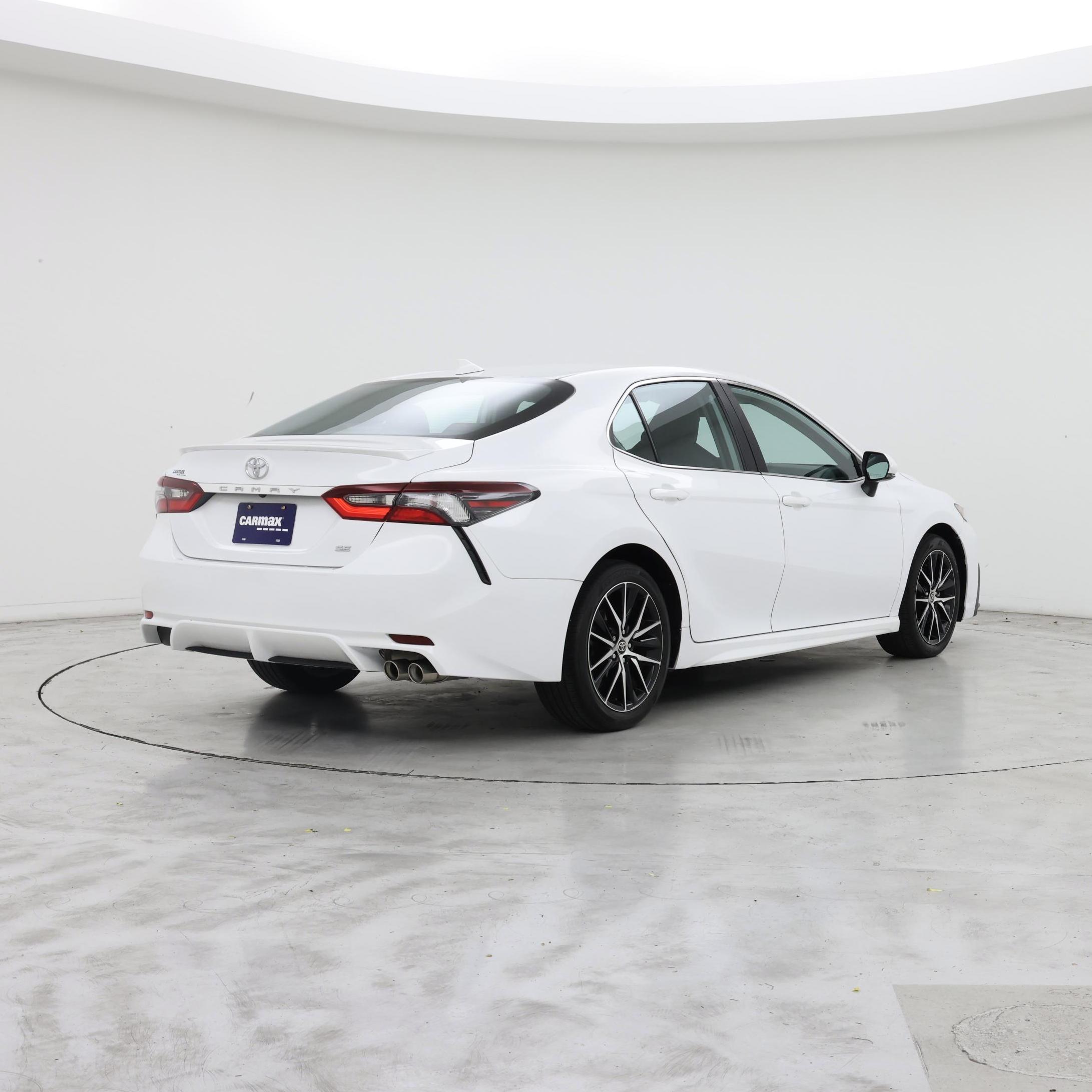 Thumbnail: 2023 Toyota Camry - 8