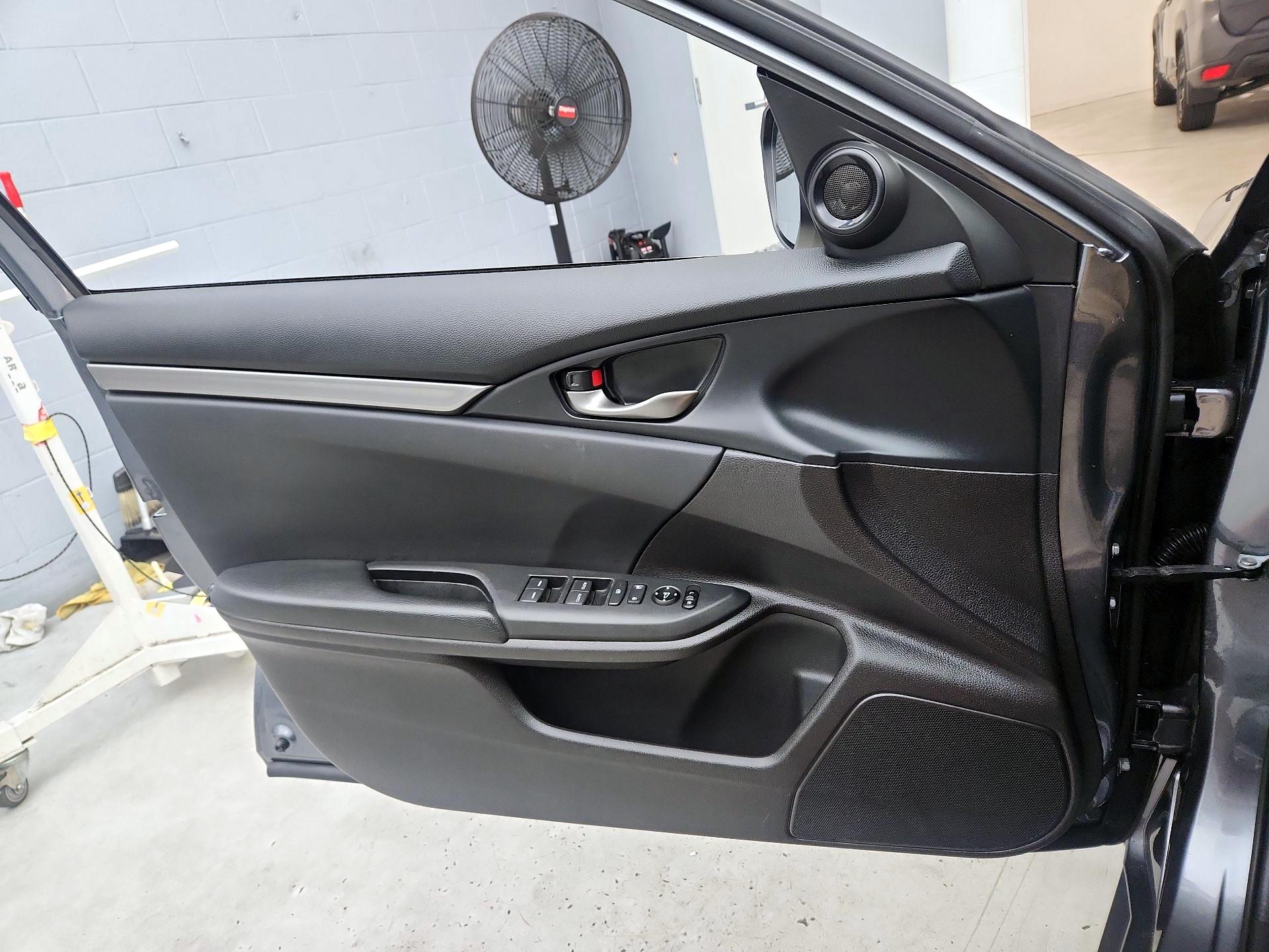 Thumbnail: 2020 Honda Civic - 12