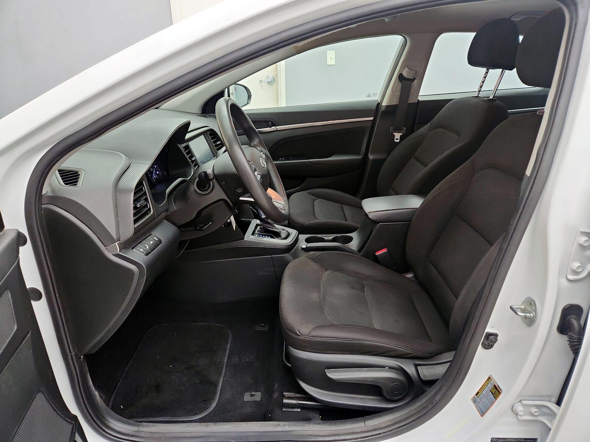Thumbnail: 2020 Hyundai Elantra - 11