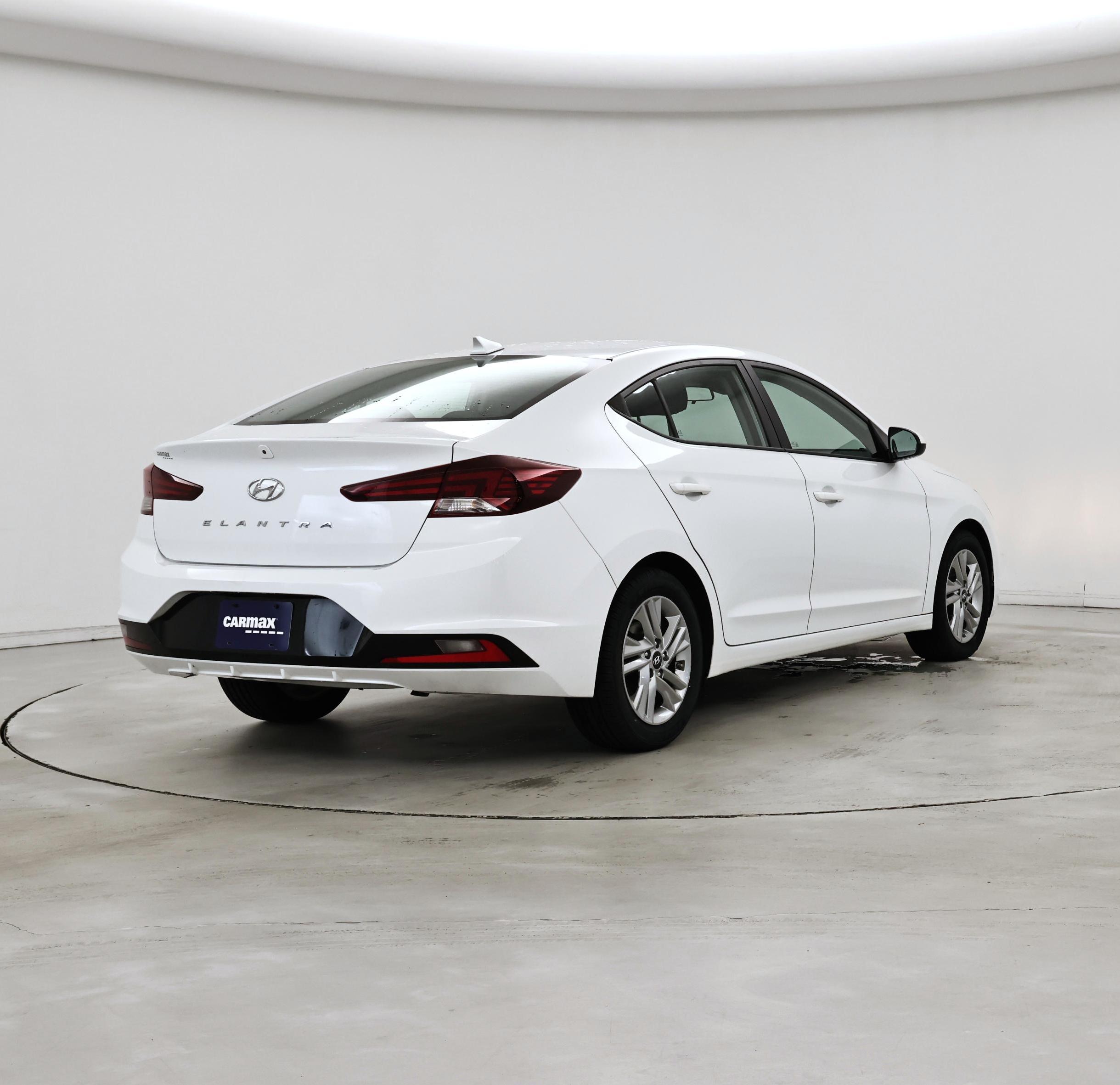Thumbnail: 2020 Hyundai Elantra - 8