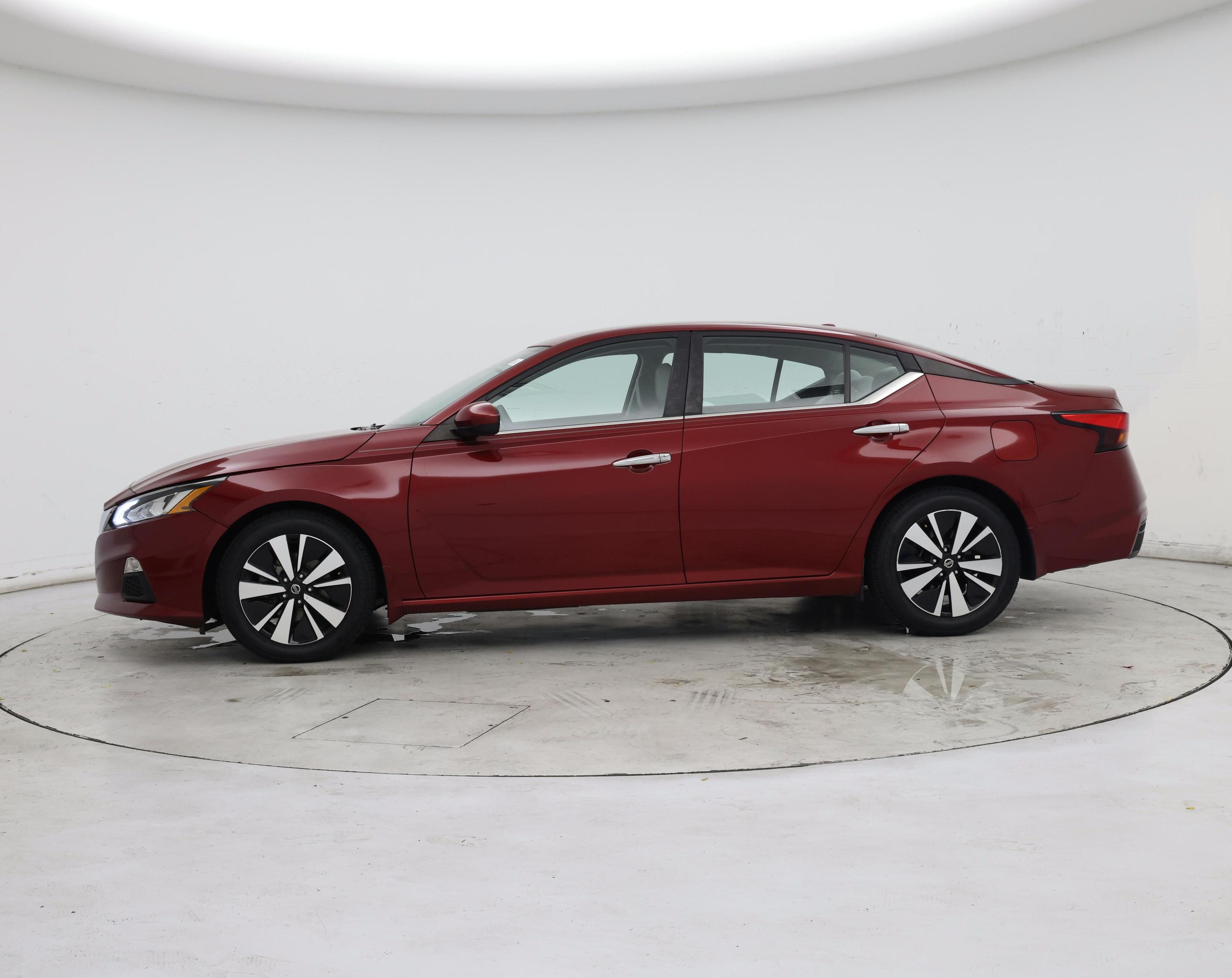 Thumbnail: 2022 Nissan Altima - 3