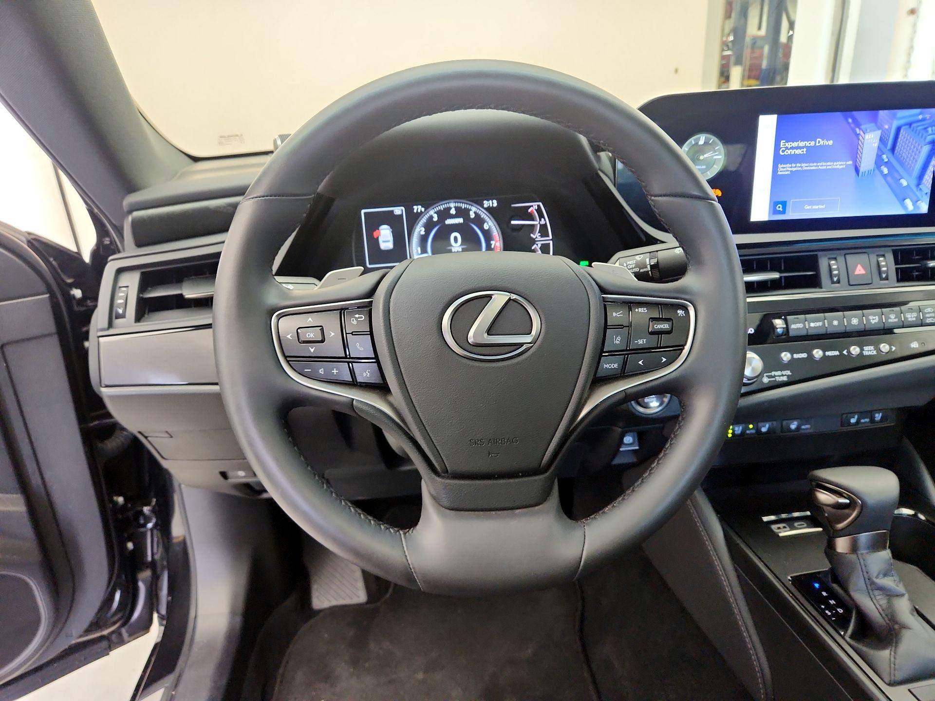 Thumbnail: 2023 Lexus ES - 10