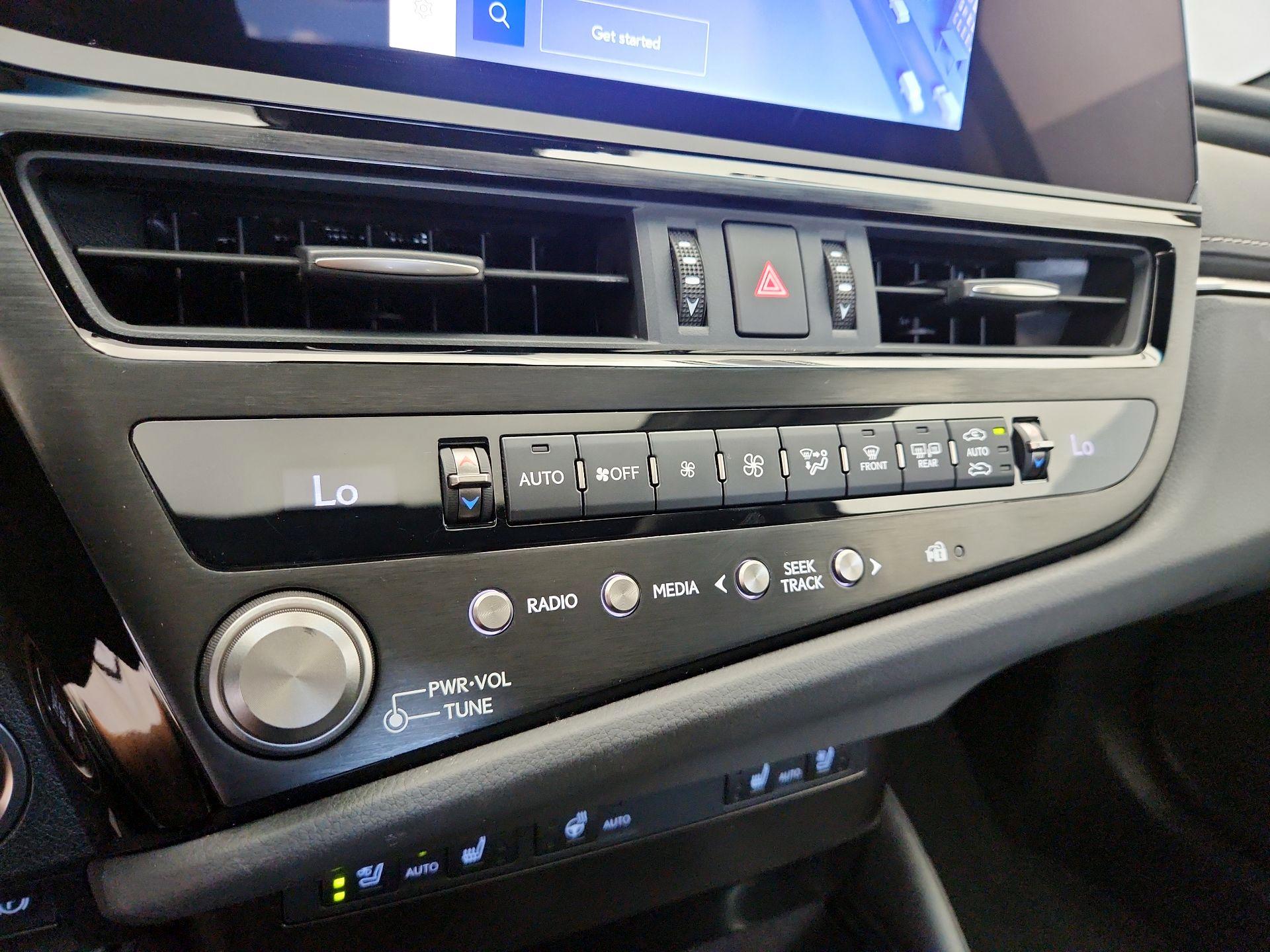 Thumbnail: 2023 Lexus ES - 15