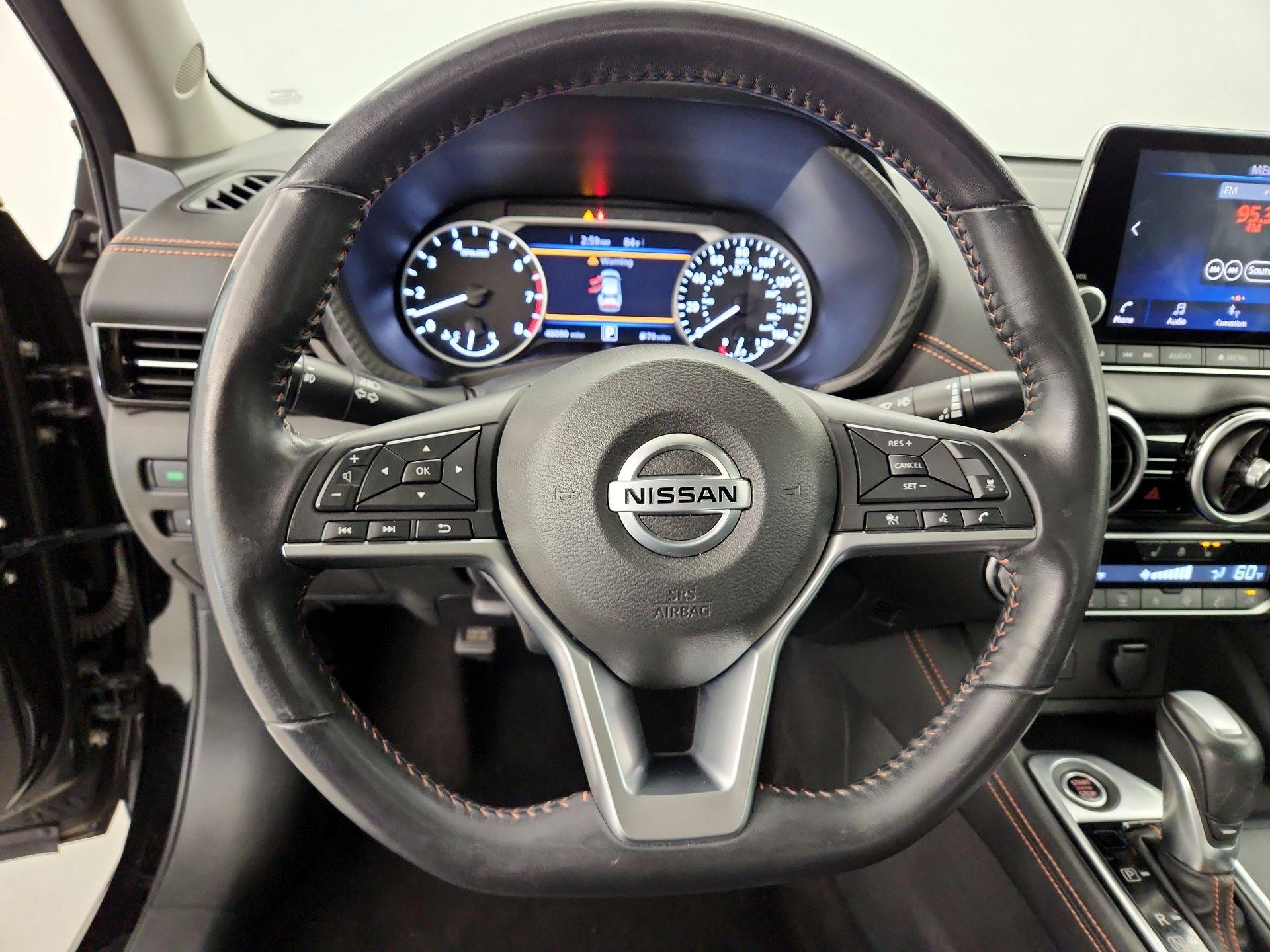 Thumbnail: 2021 Nissan Sentra - 10