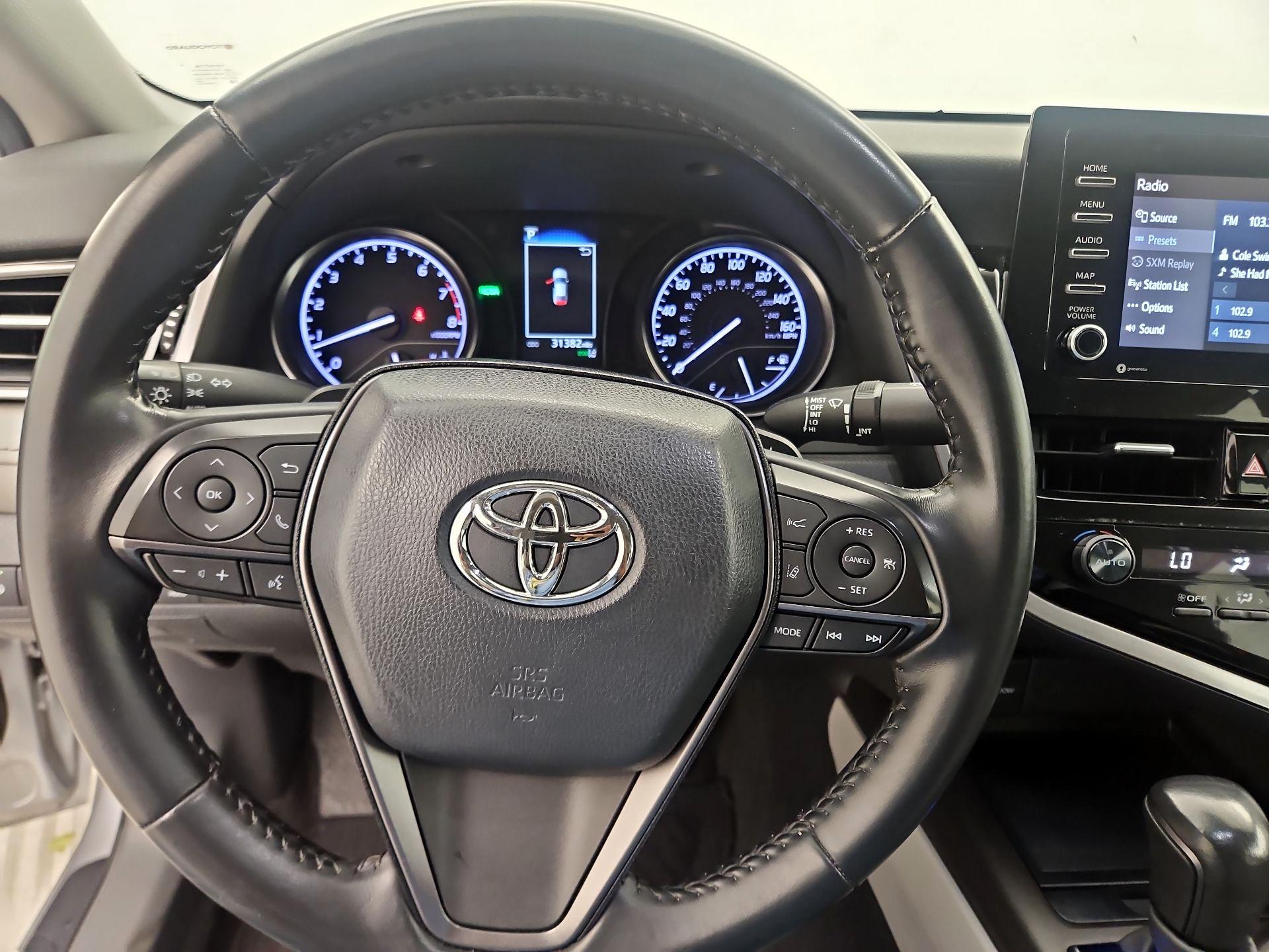 Thumbnail: 2021 Toyota Camry - 10
