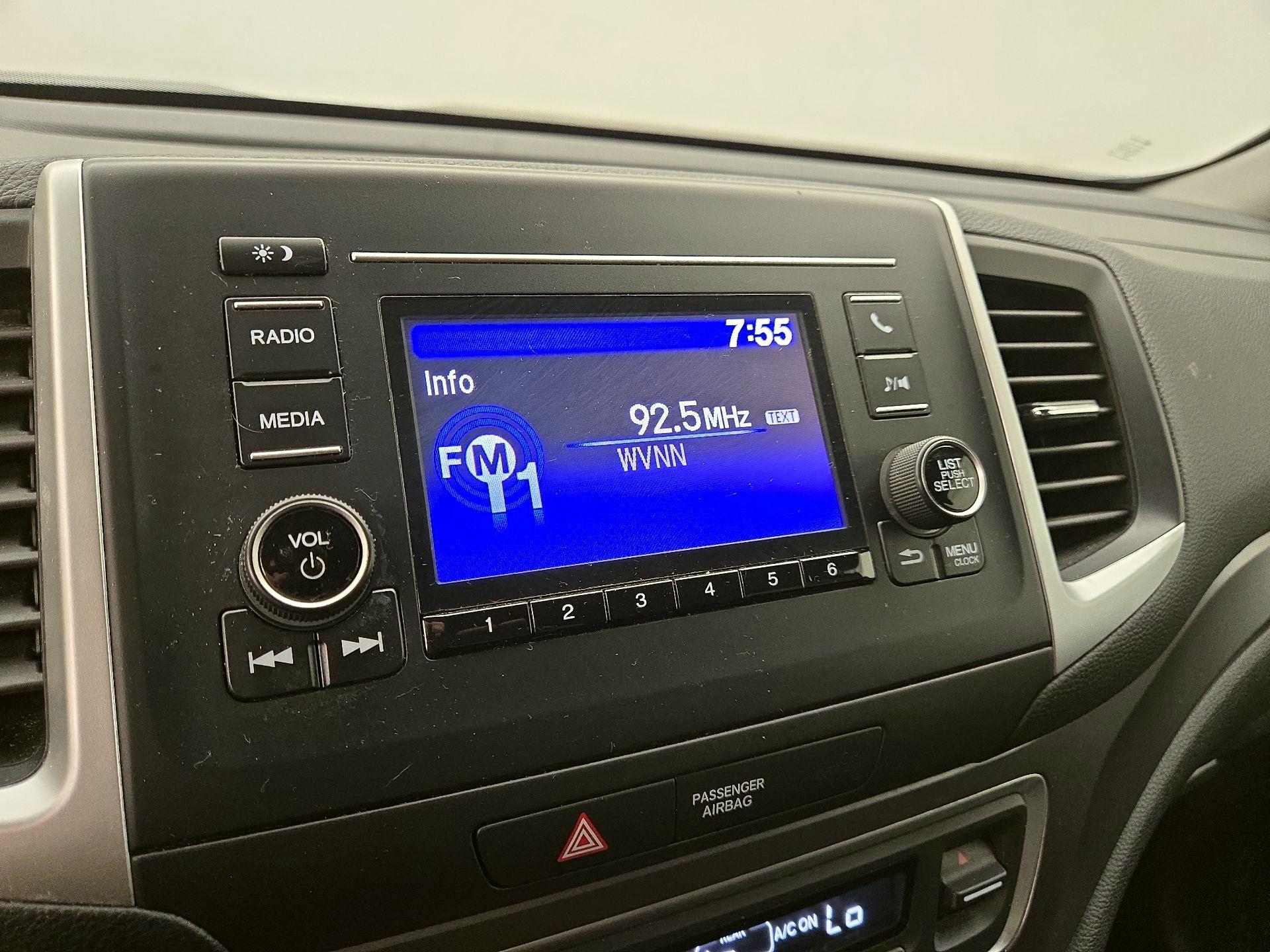 Thumbnail: 2019 Honda Ridgeline - 15