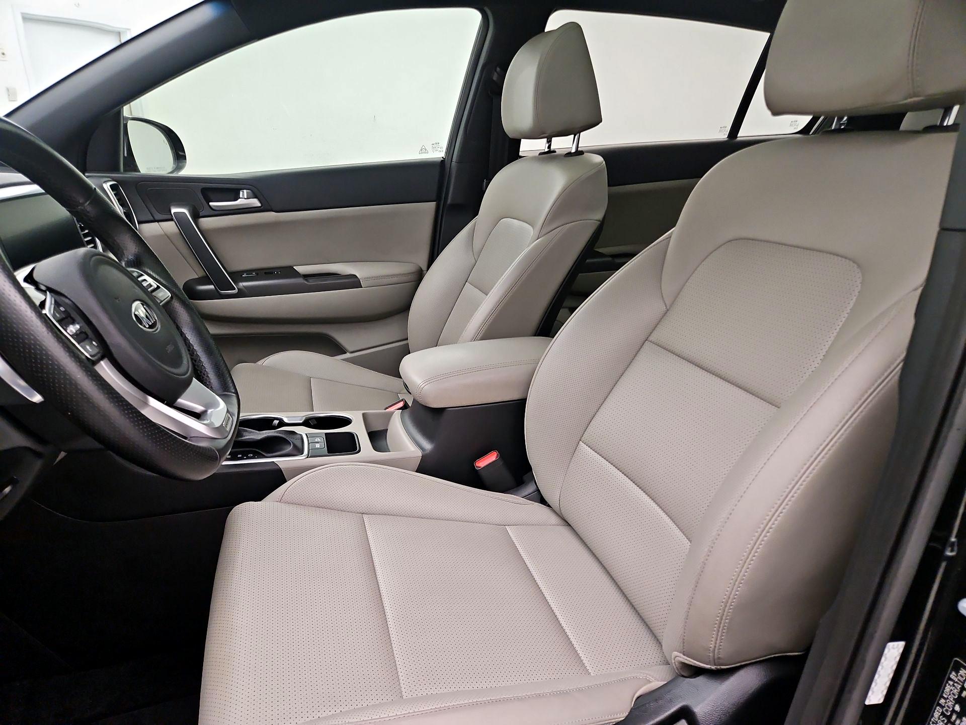 Thumbnail: 2020 Kia Sportage - 11