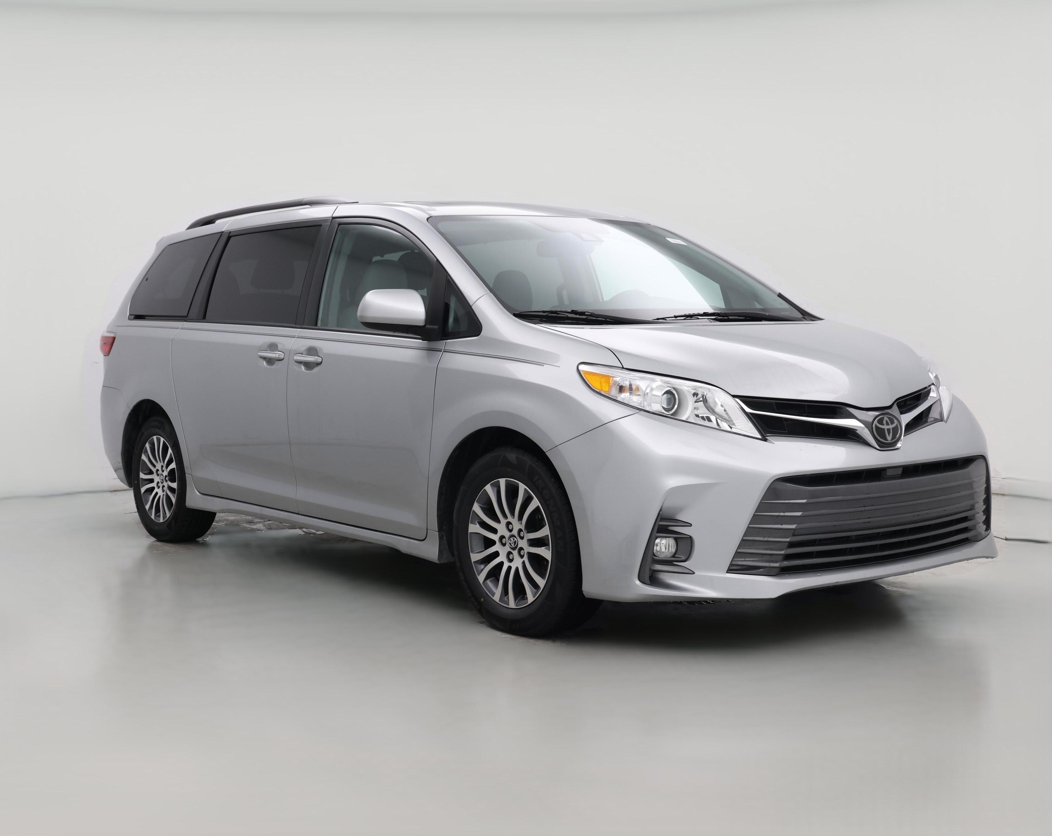 Thumbnail: 2020 Toyota Sienna - 1