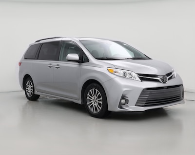 Silver 2020 Toyota Sienna XLE