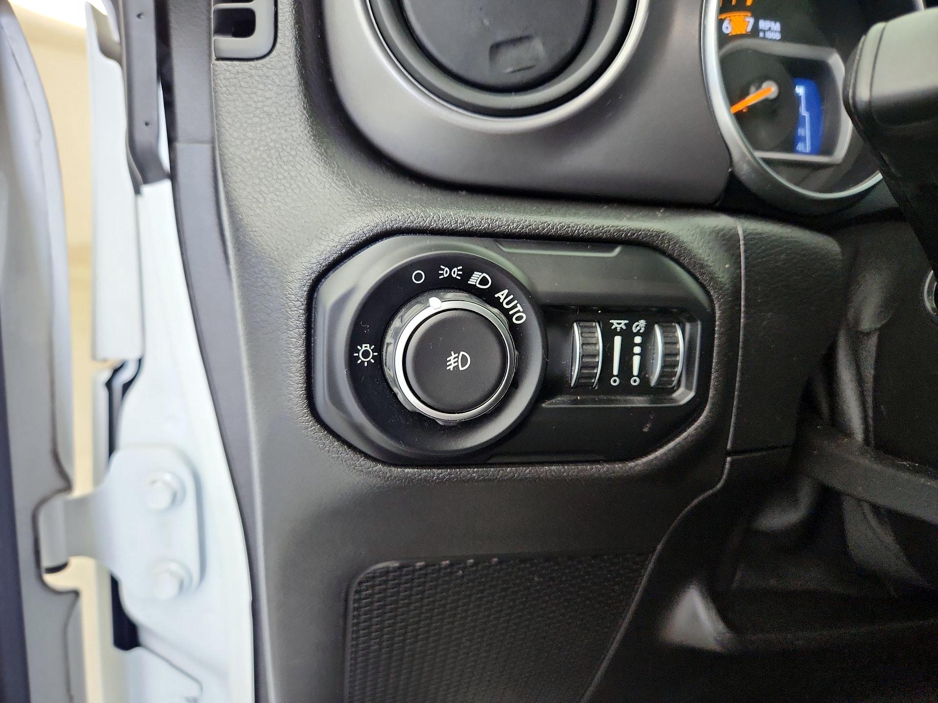 Thumbnail: 2021 Jeep Wrangler - 13