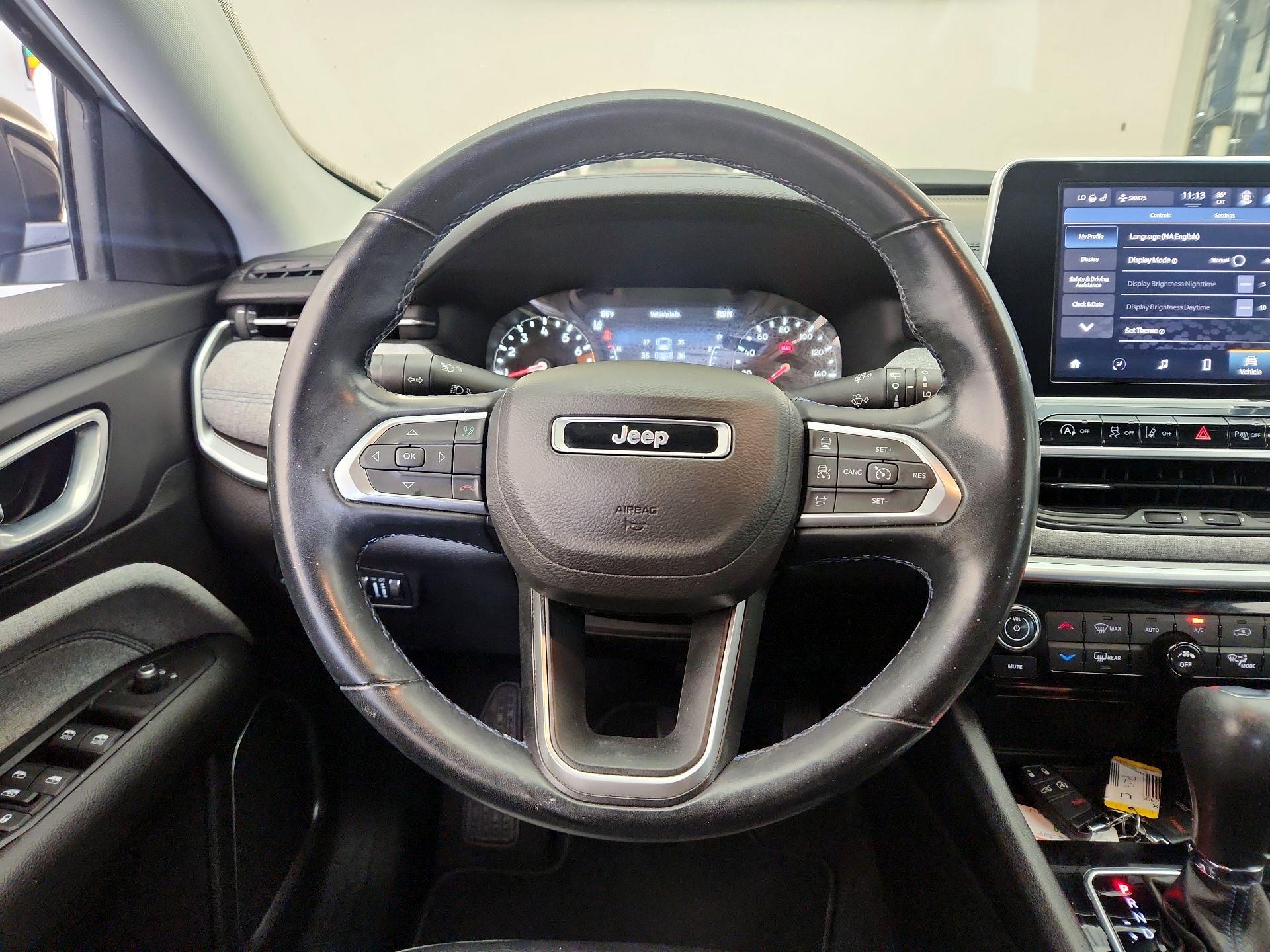 Thumbnail: 2022 Jeep Compass - 10