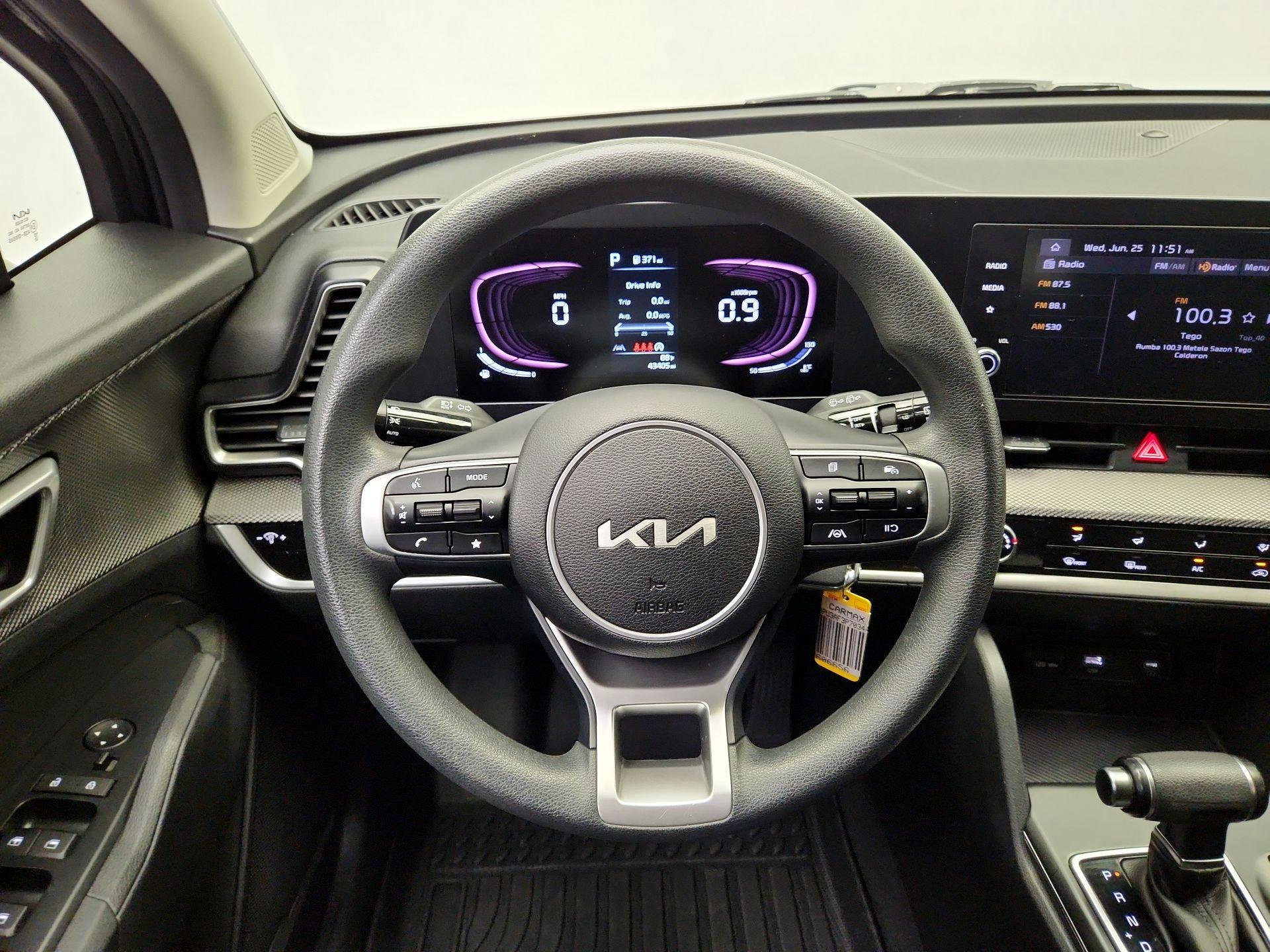 Thumbnail: 2023 Kia Sportage - 10