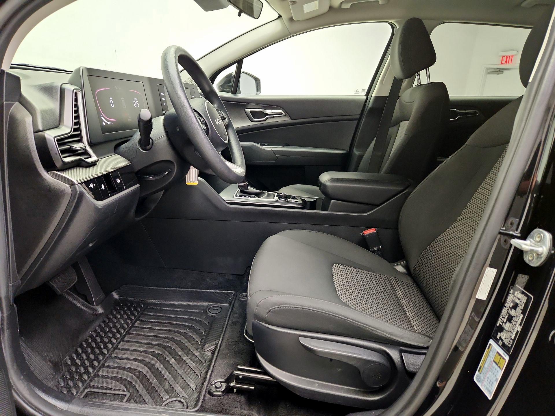 Thumbnail: 2023 Kia Sportage - 11